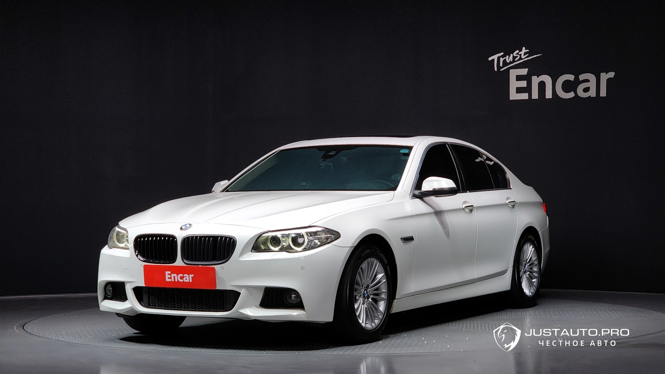 Автомобиль BMW 5-Series