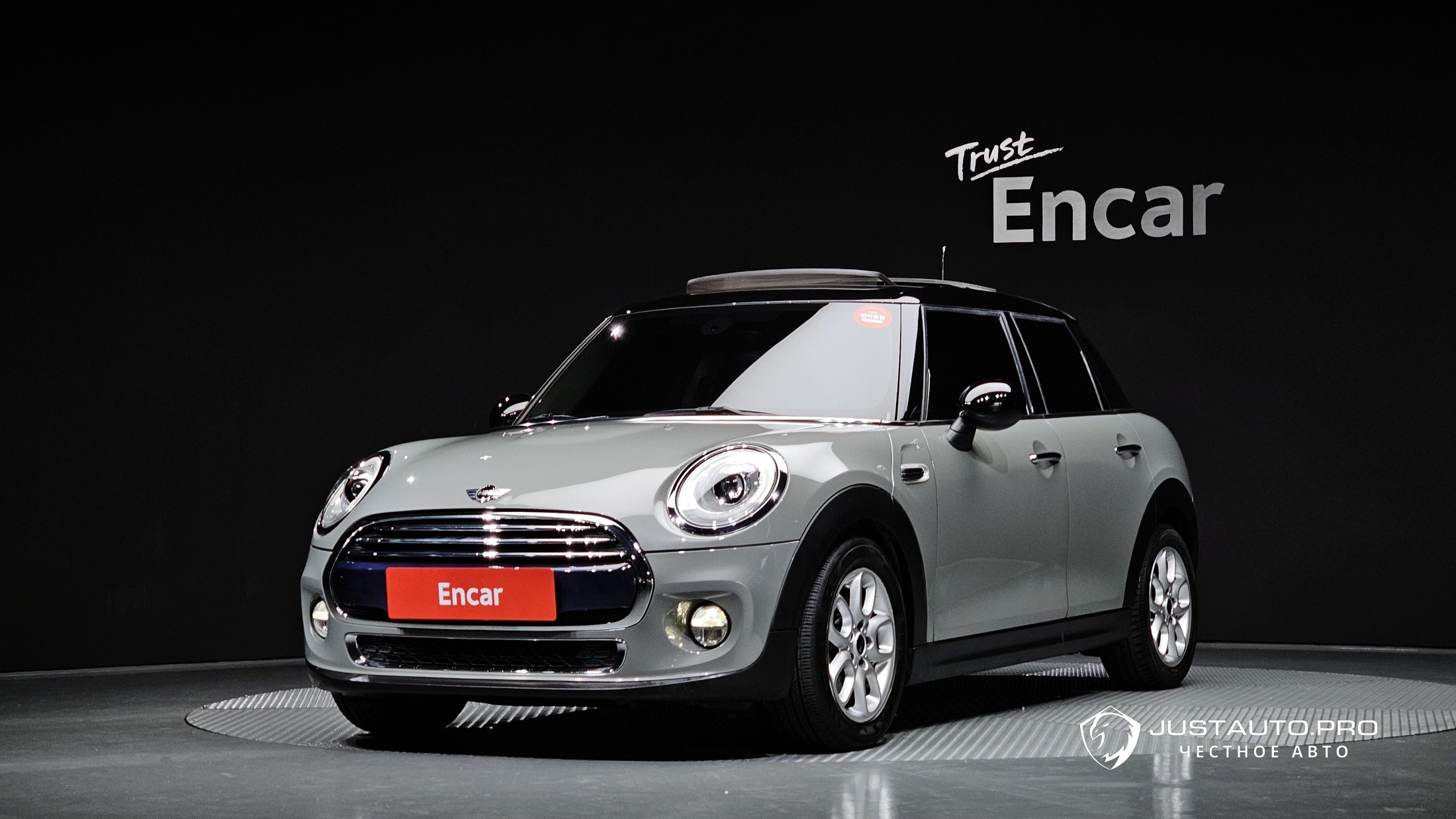 Автомобиль Mini Cooper