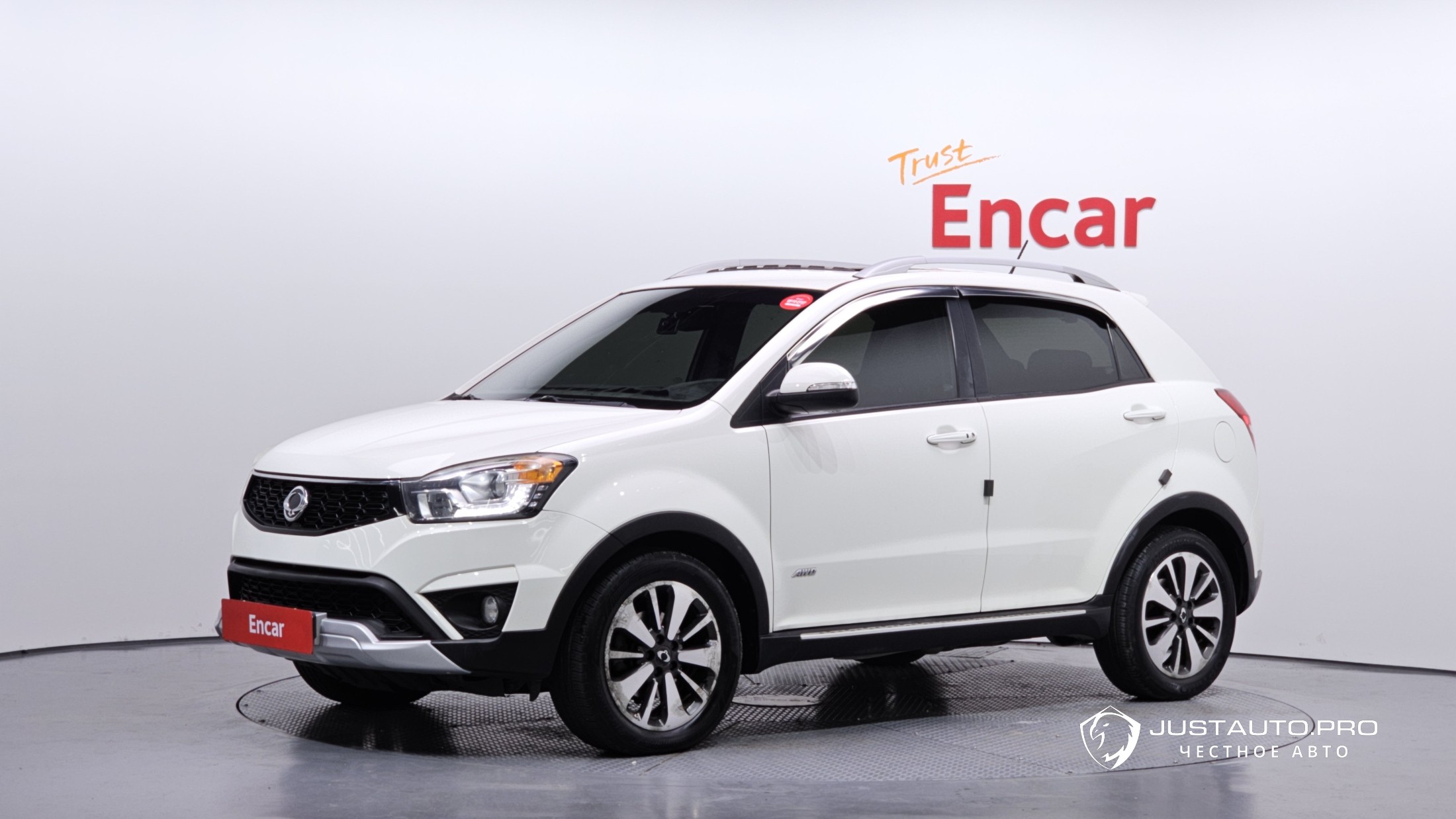 Автомобиль KG_Mobility_Ssangyong KORANDO