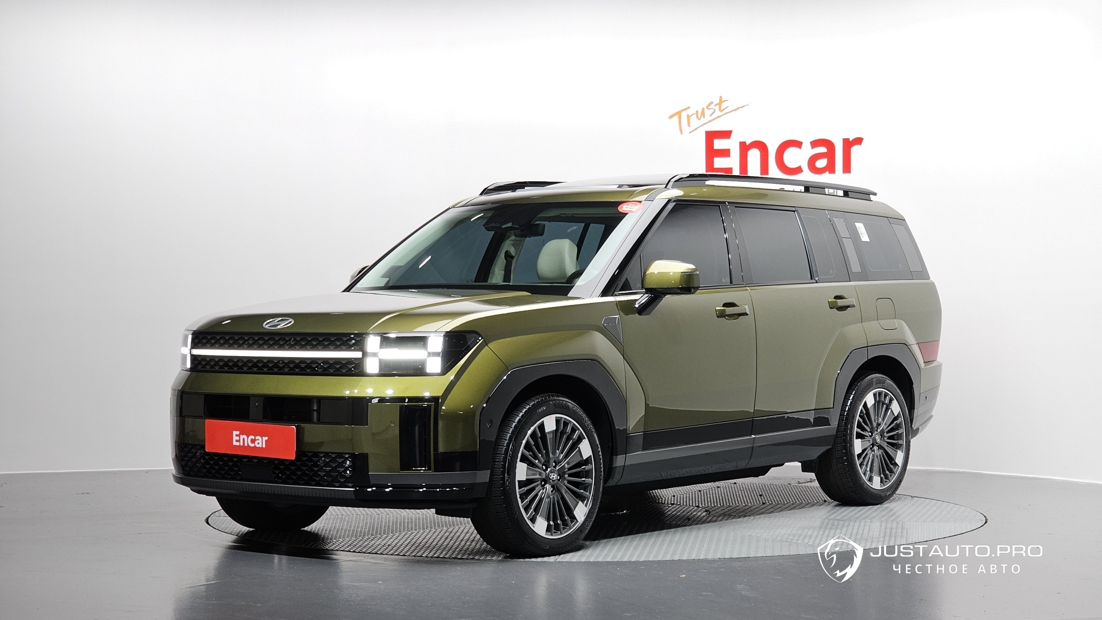 Автомобиль Hyundai Santafe