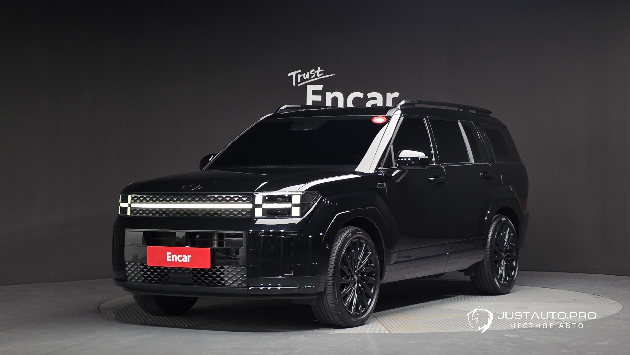 Автомобиль Hyundai Santafe