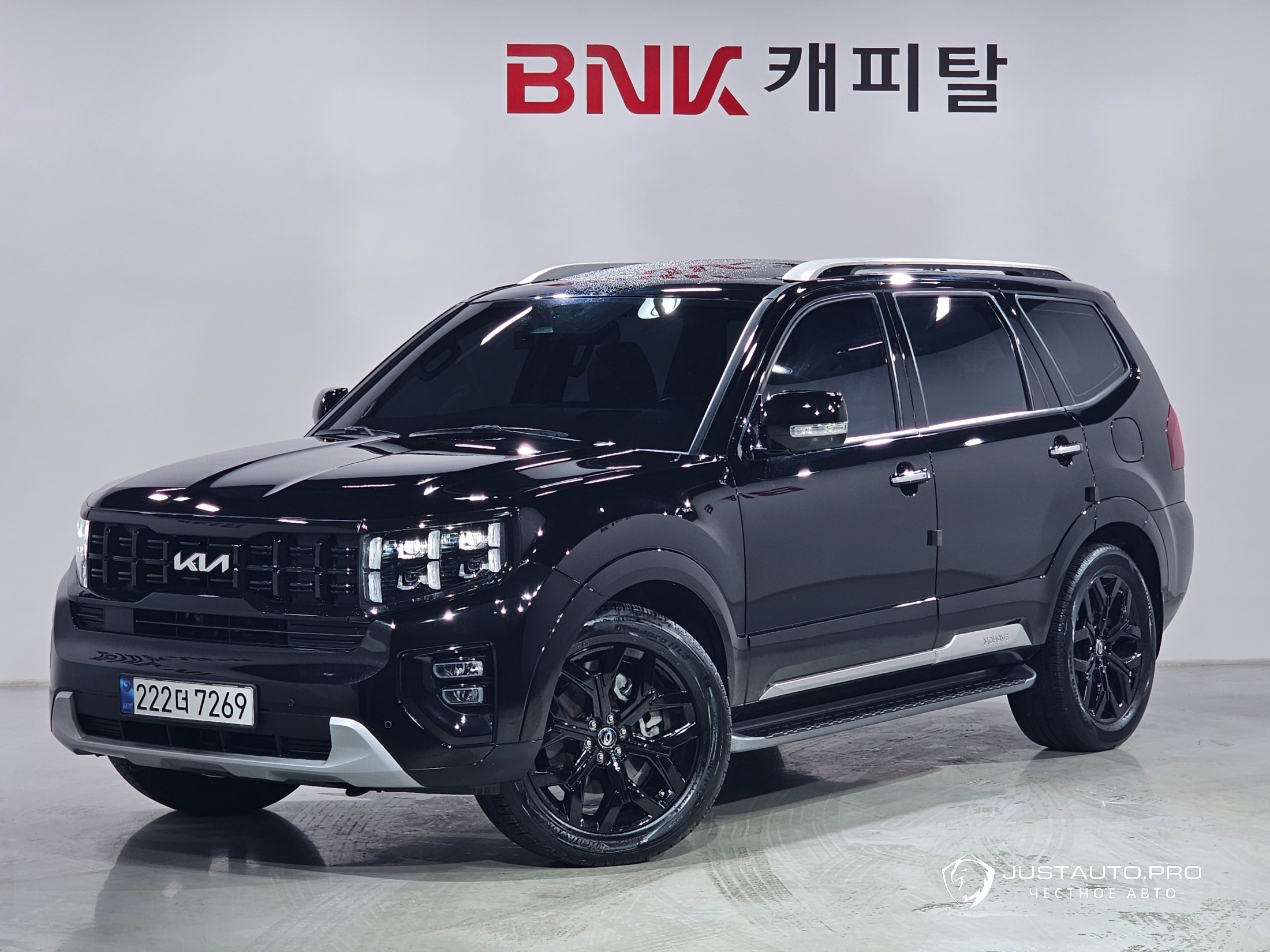 Автомобиль Kia Mohave