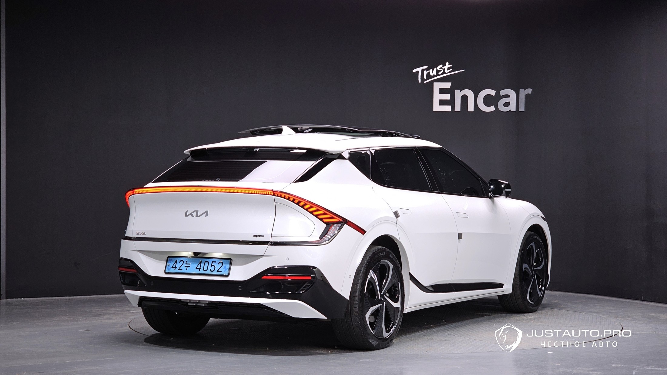 Автомобиль Kia EV6