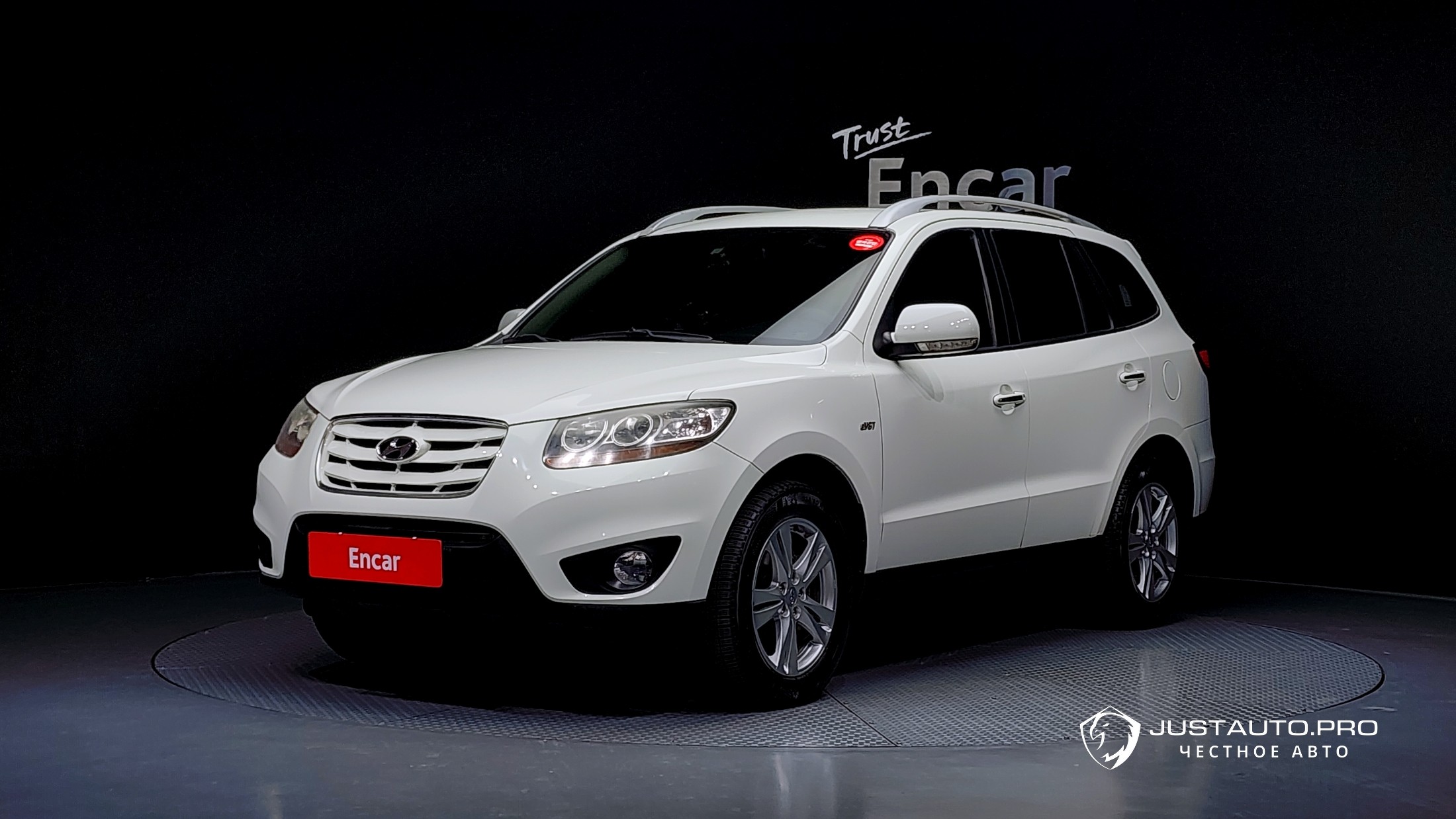 Автомобиль Hyundai Santafe