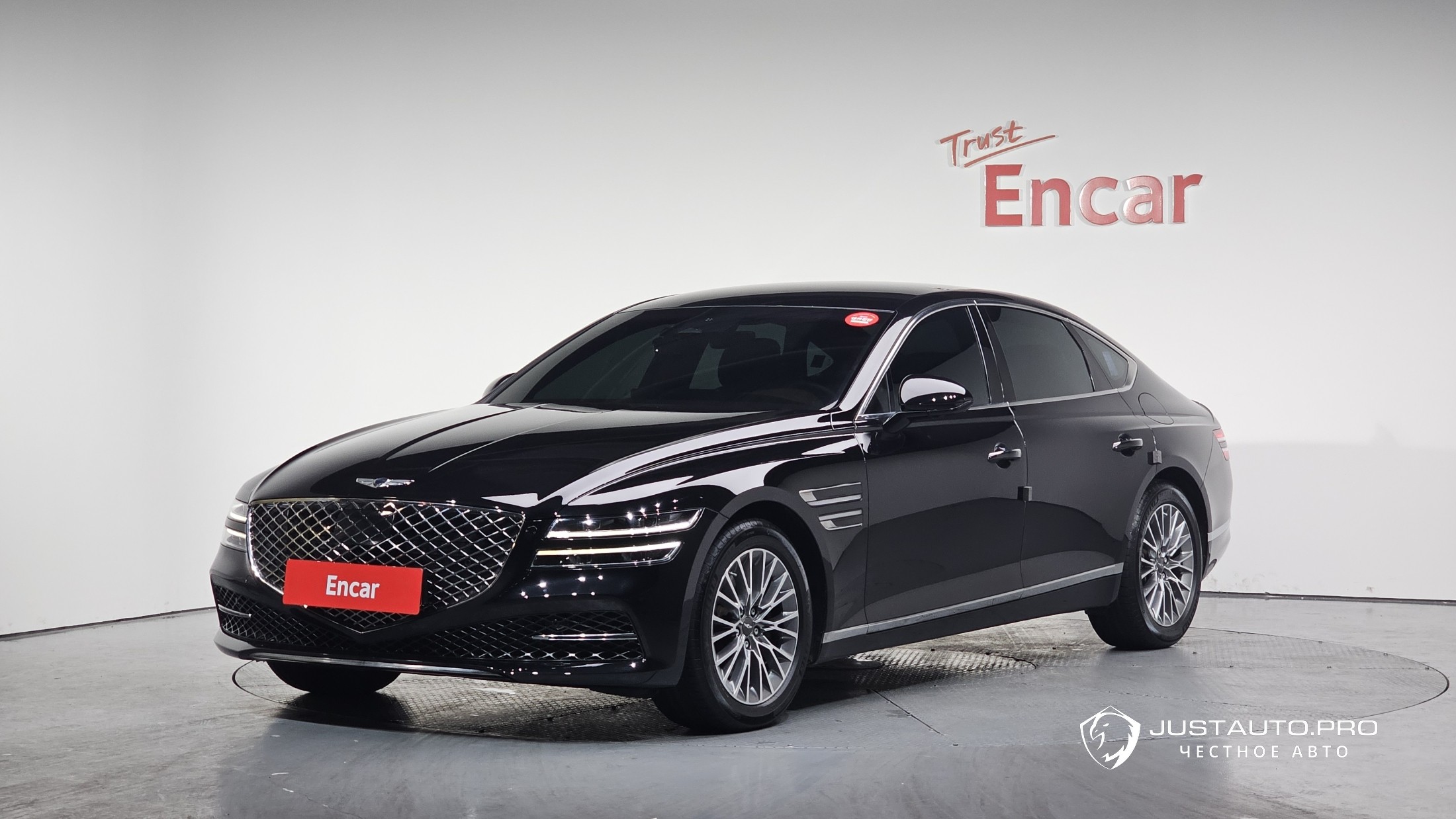 Автомобиль Genesis G80