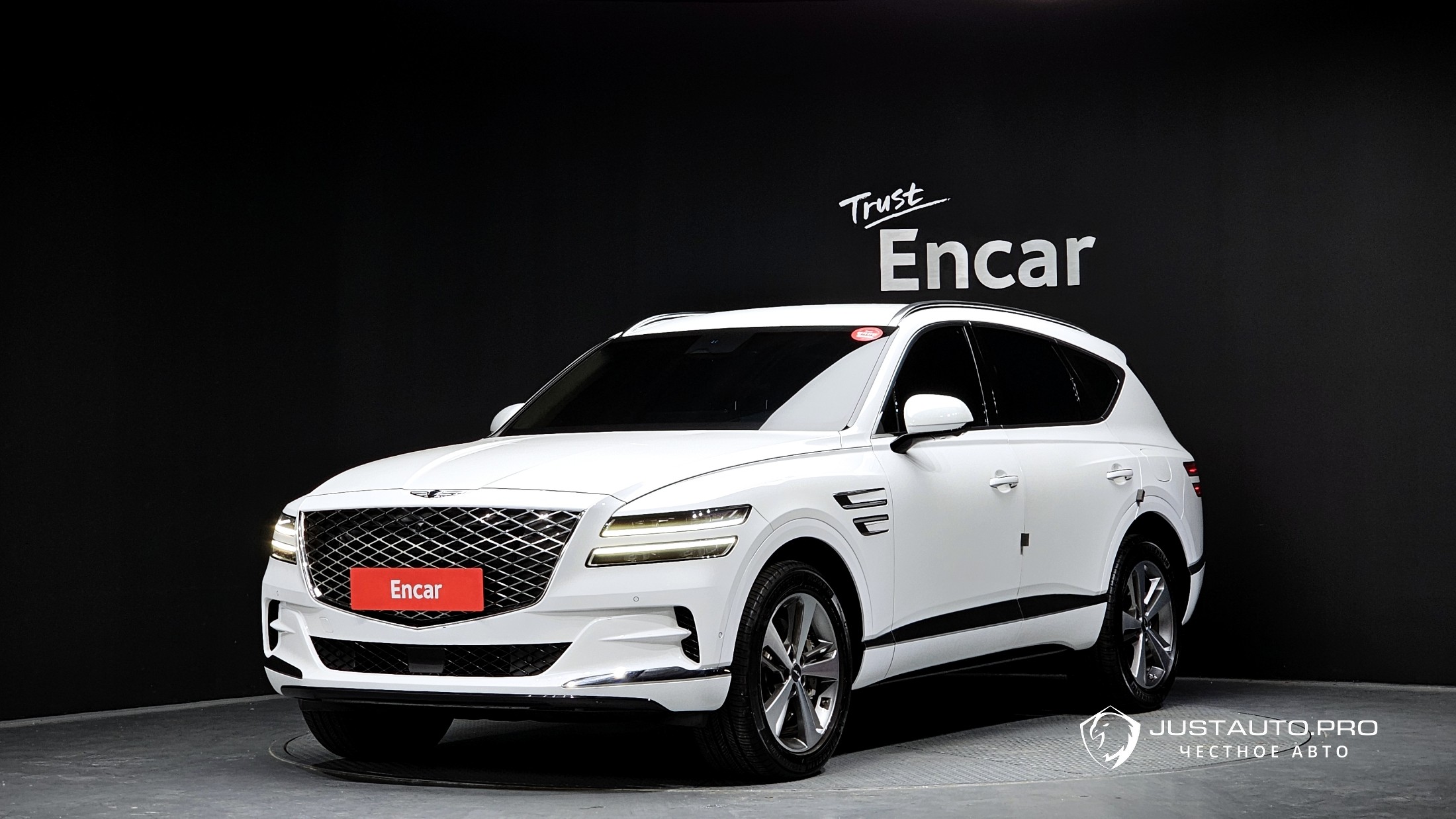 Автомобиль Genesis GV80