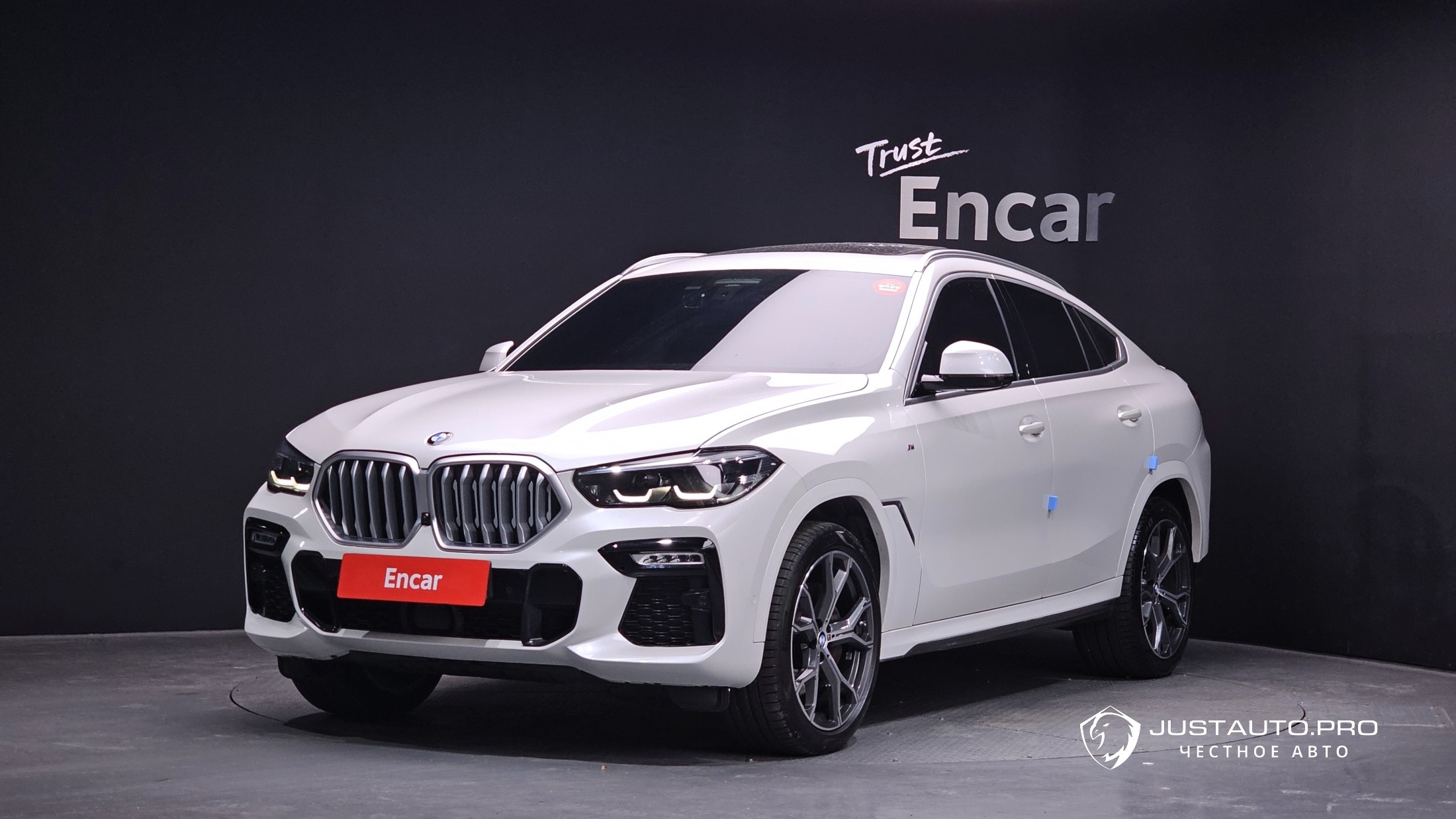 Автомобиль BMW X6