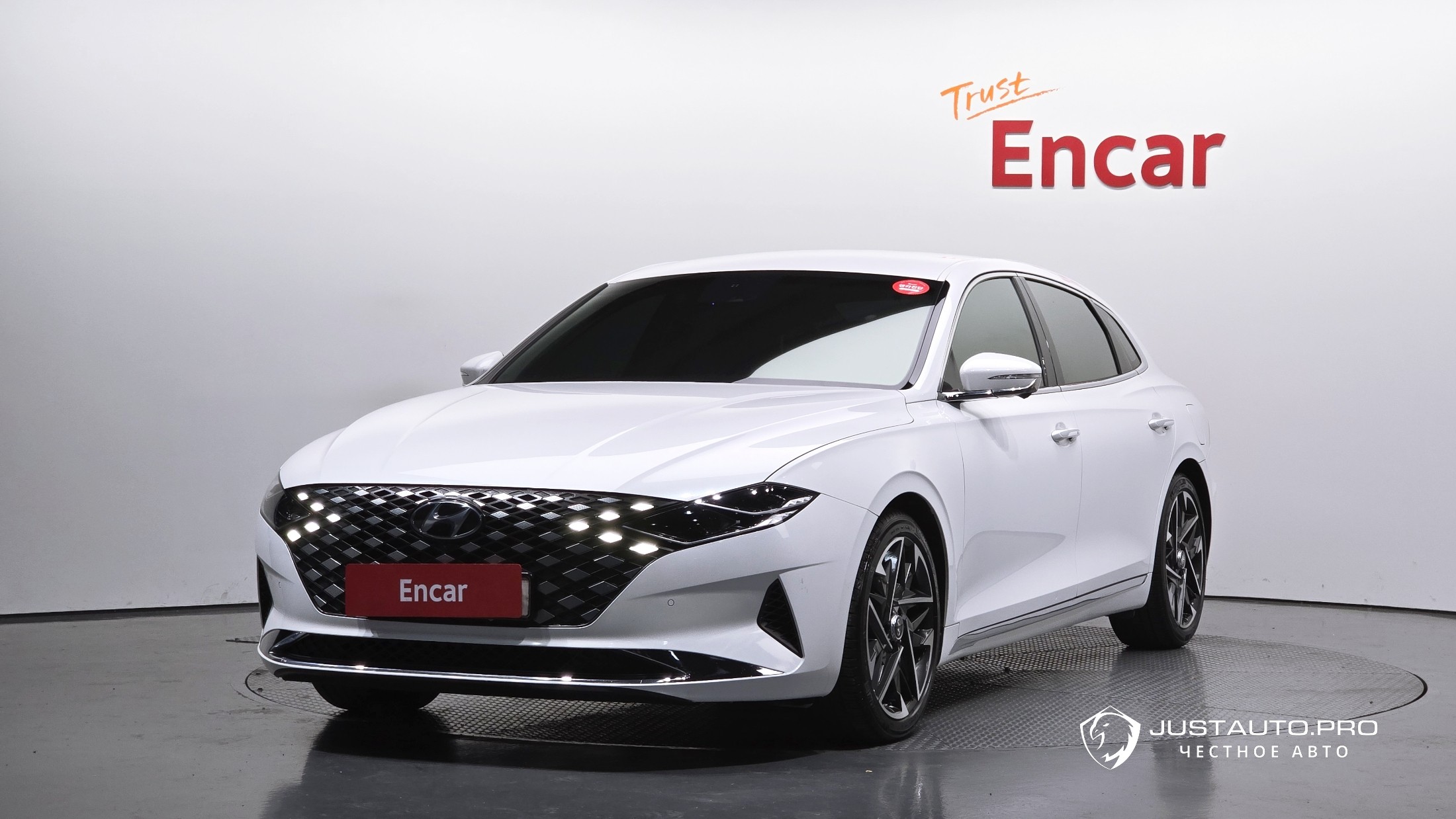 Автомобиль Hyundai Grandeur