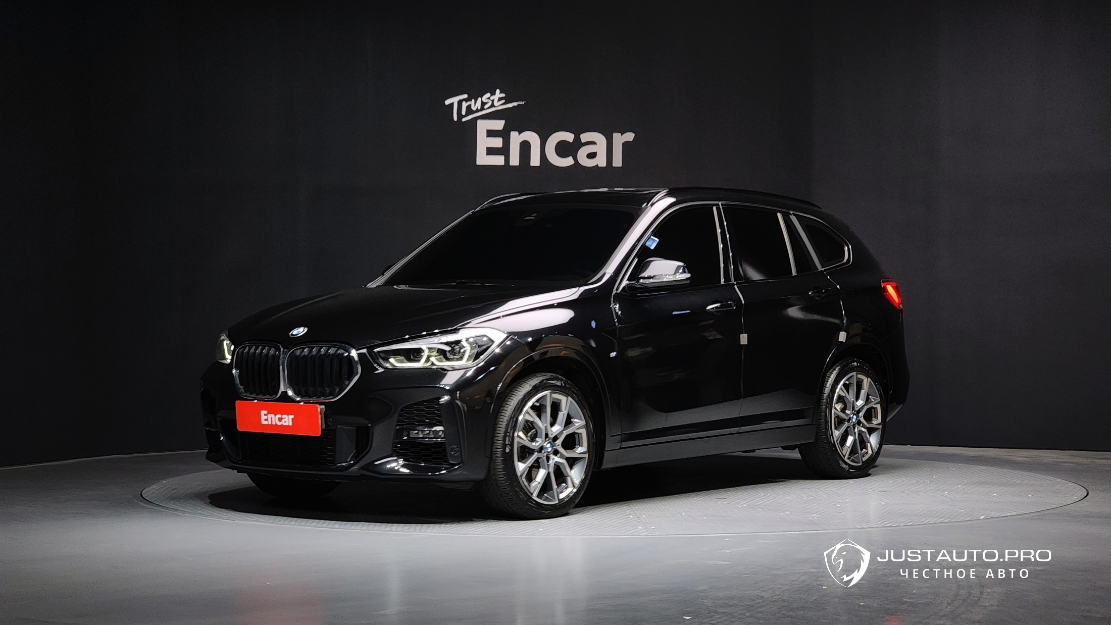 Автомобиль BMW X1