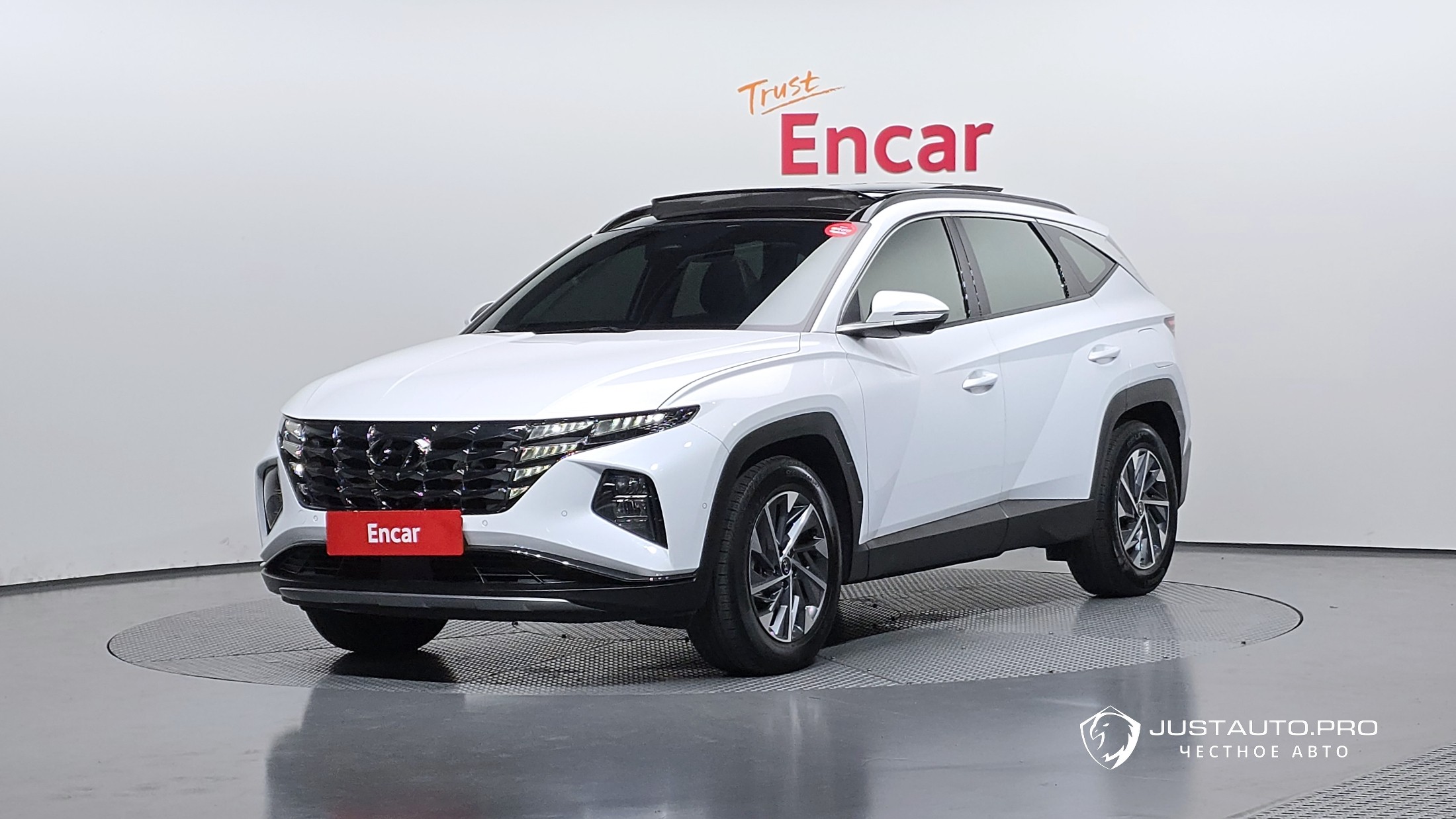 Автомобиль Hyundai Tucson