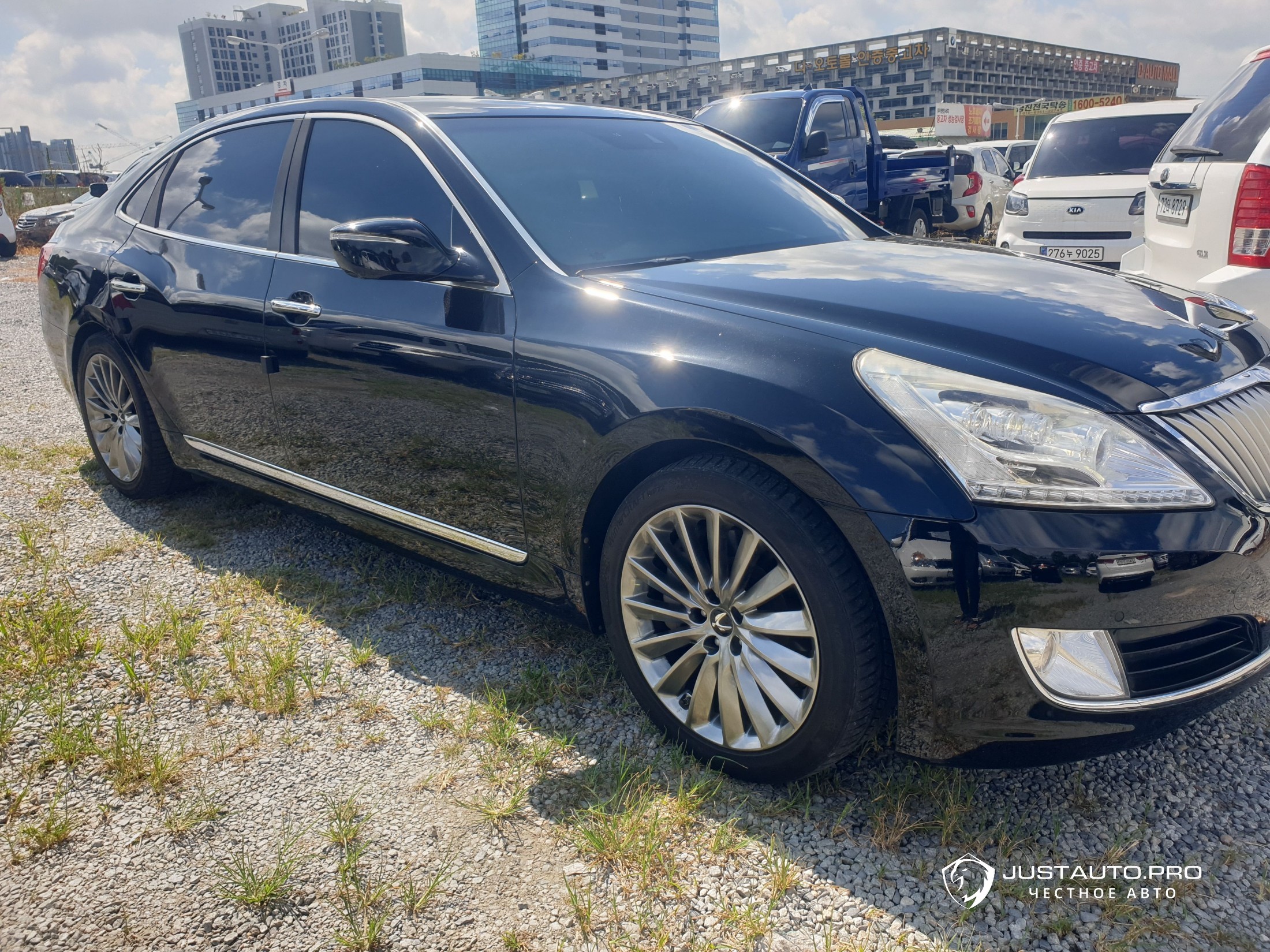 Автомобиль Hyundai Equus