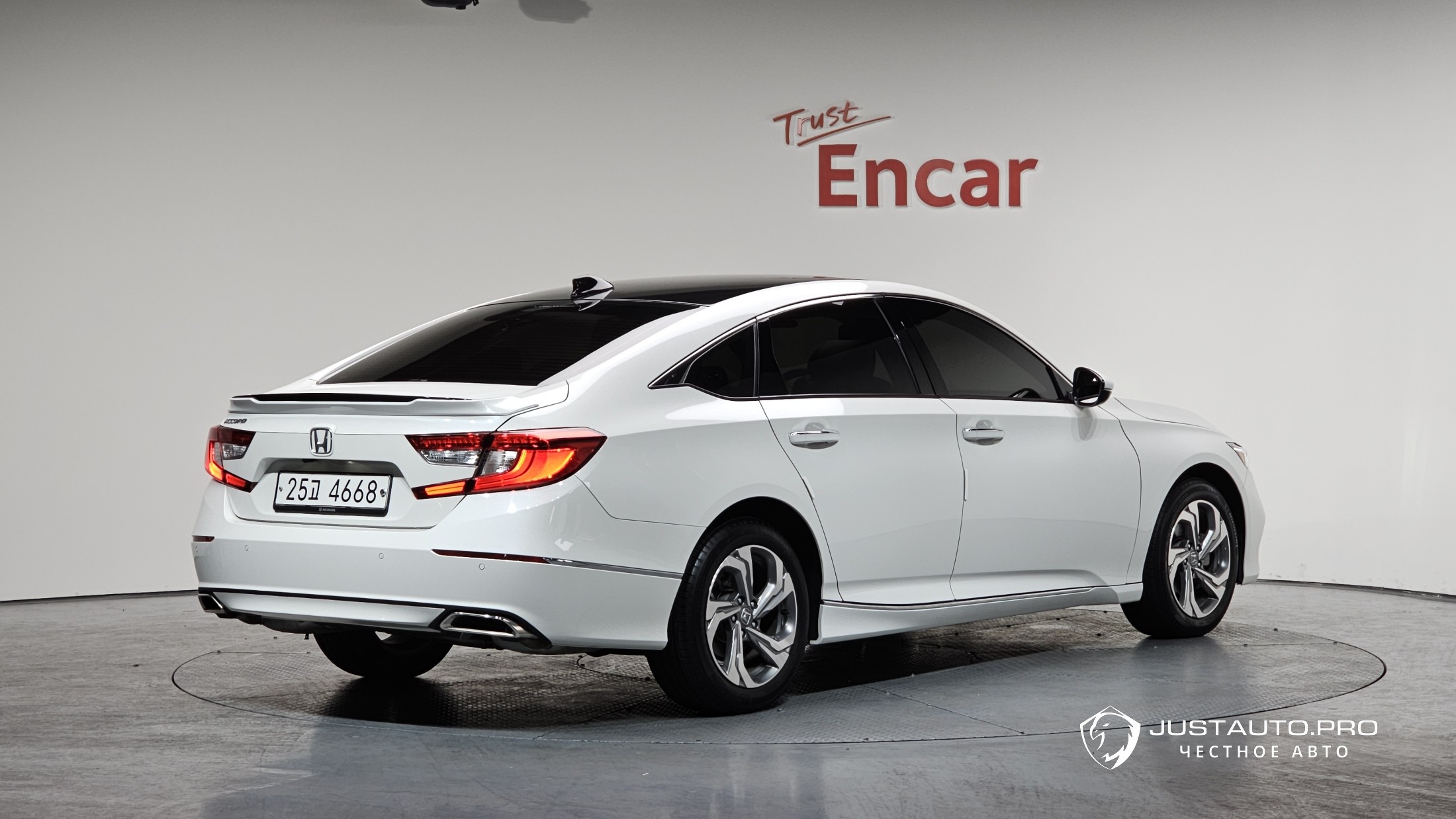 Автомобиль Honda Accord