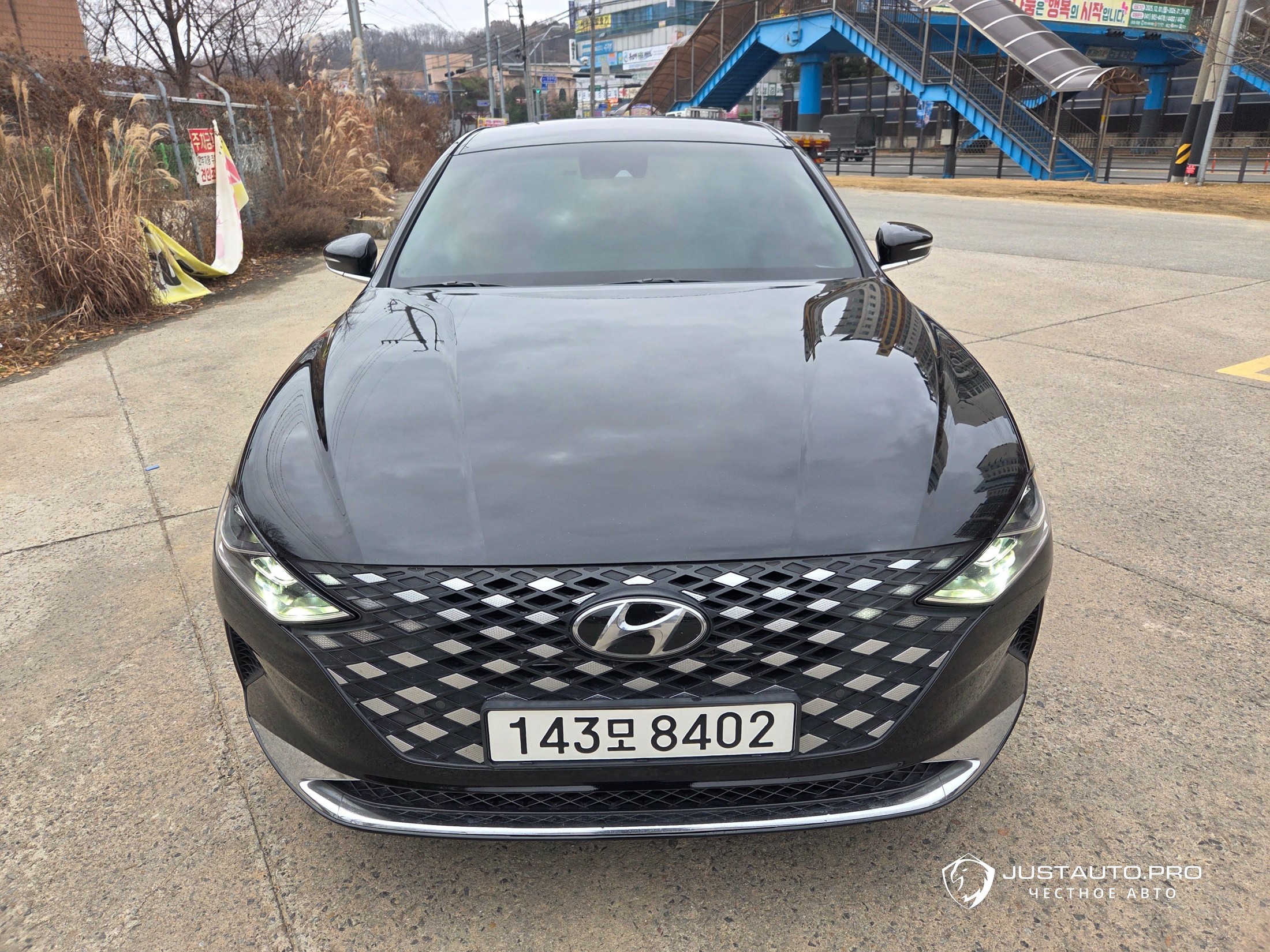 Автомобиль Hyundai Grandeur