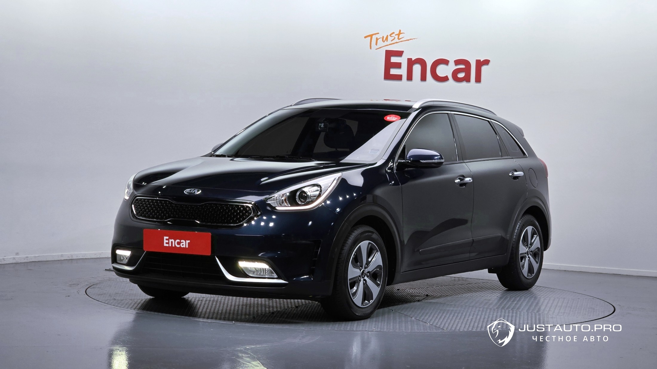 Автомобиль Kia Niro