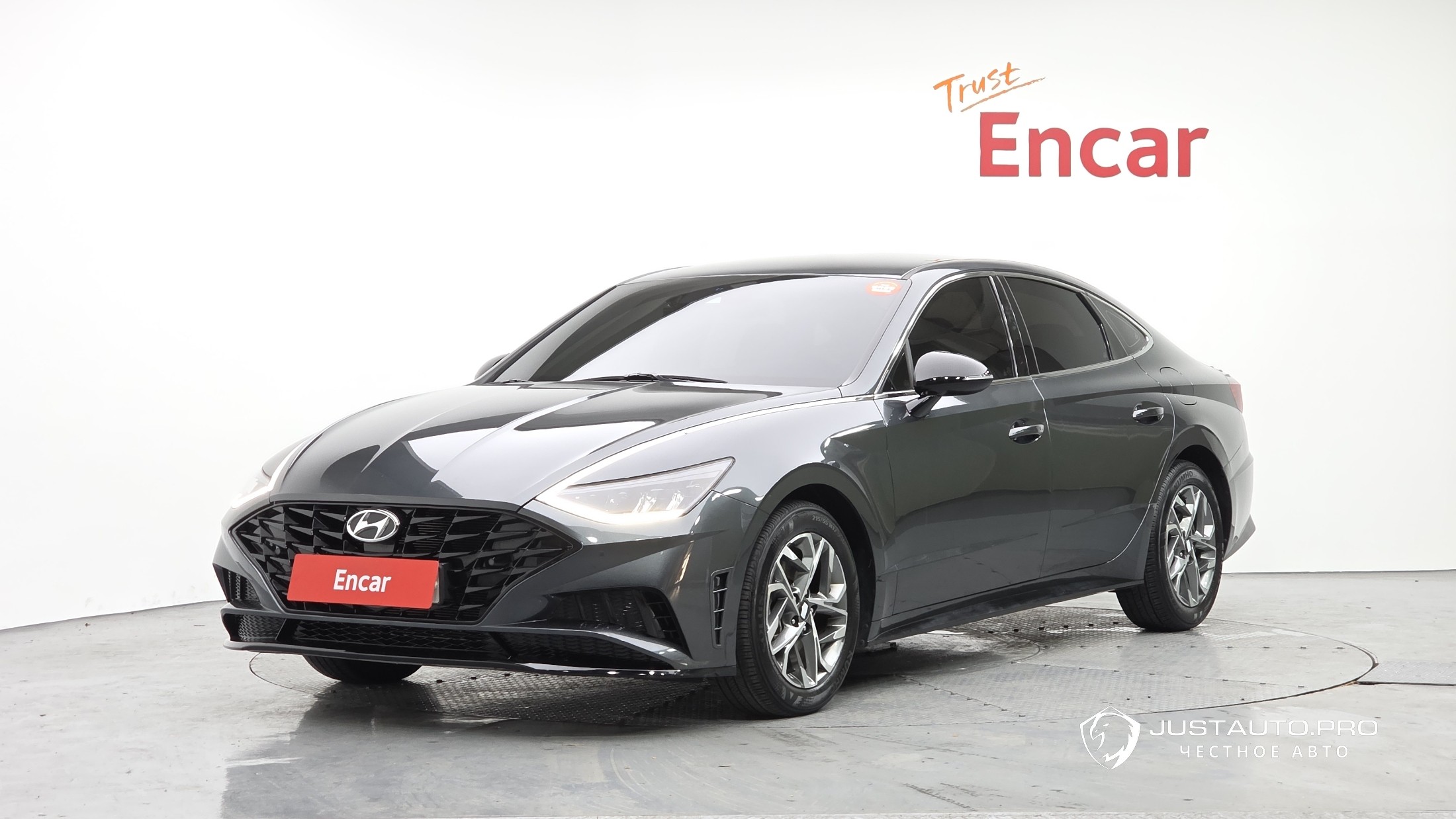 Автомобиль Hyundai Sonata