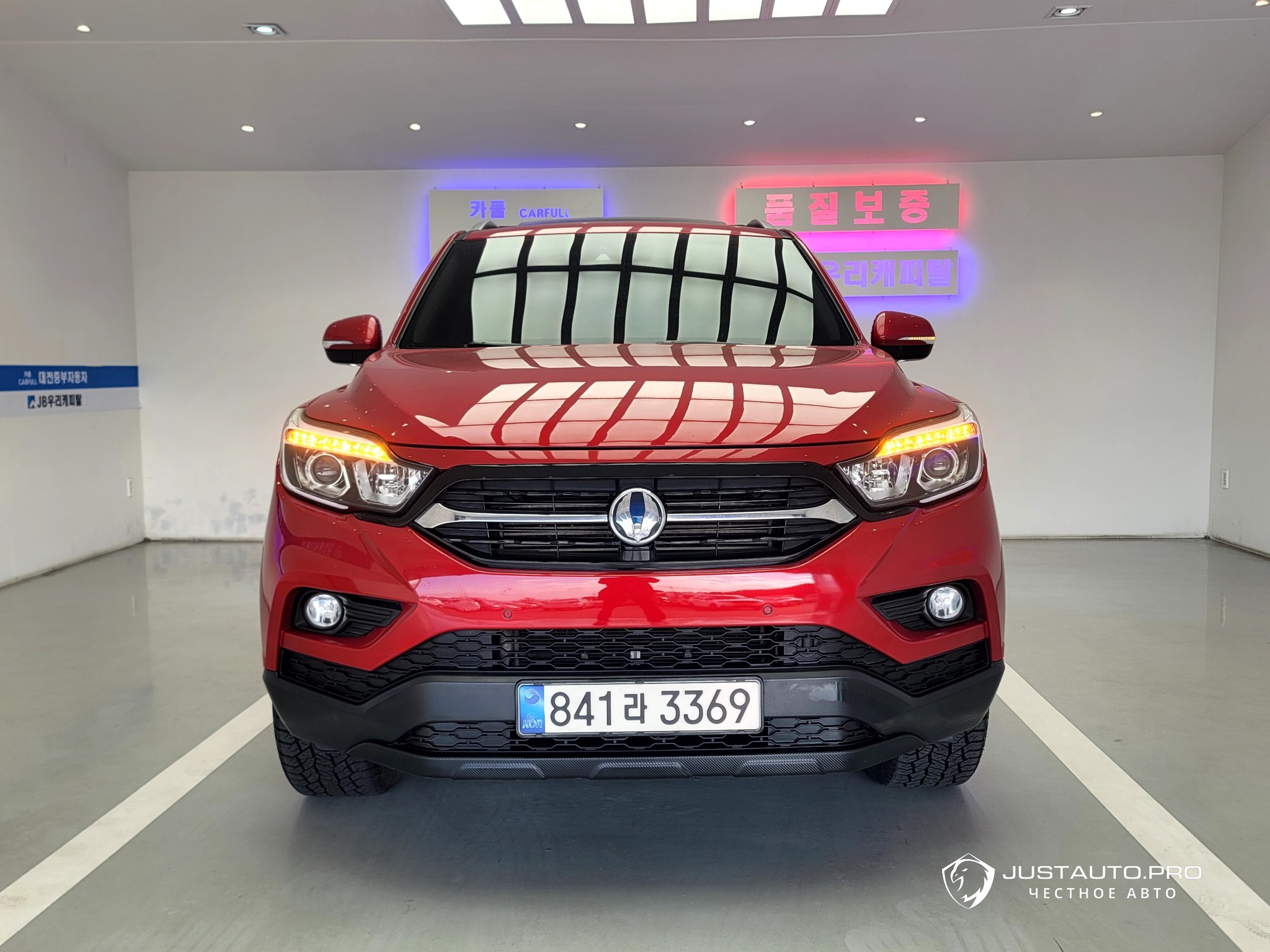 Автомобиль KG_Mobility_Ssangyong Rexton