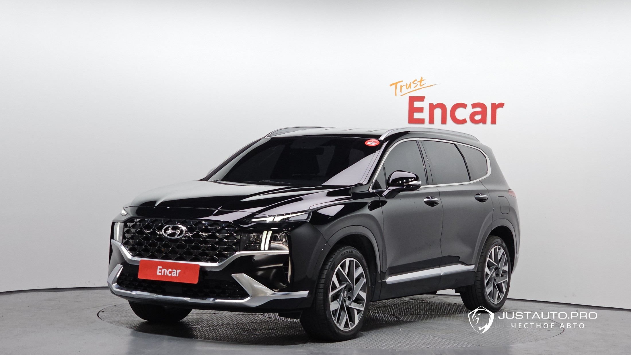 Автомобиль Hyundai Santafe