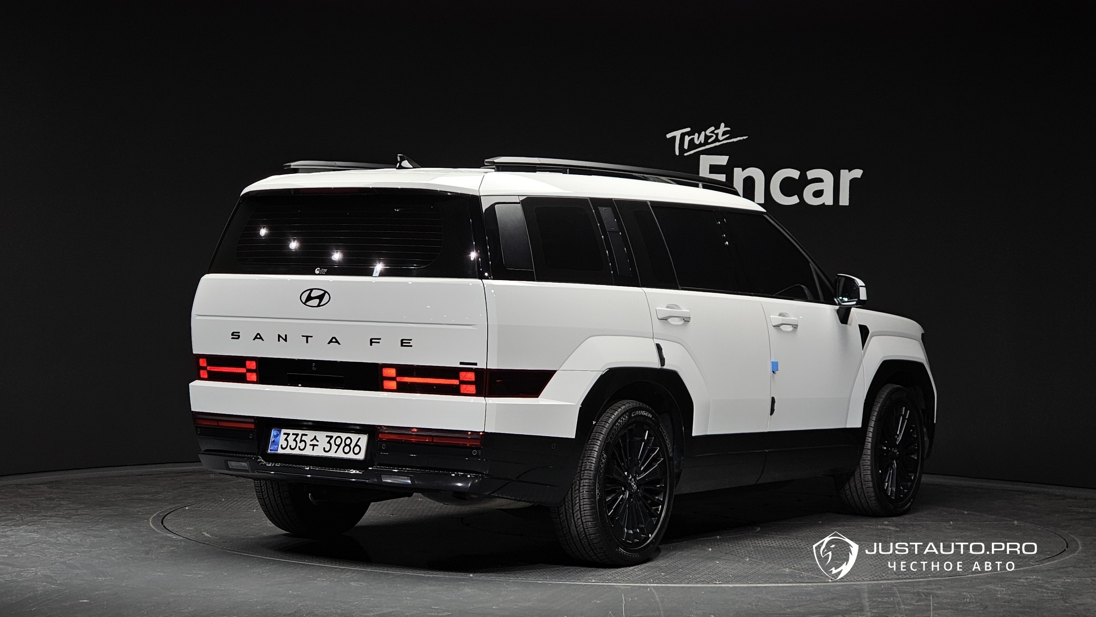 Автомобиль Hyundai Santafe