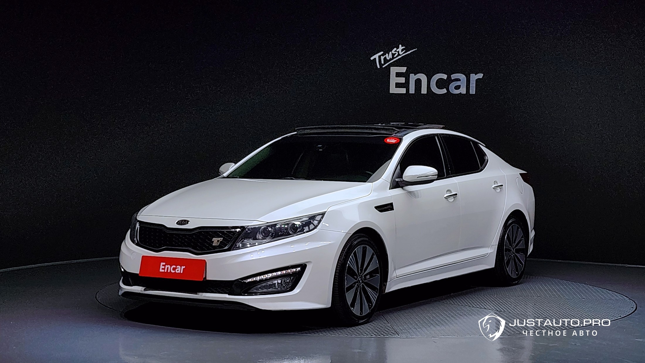 Автомобиль Kia K5