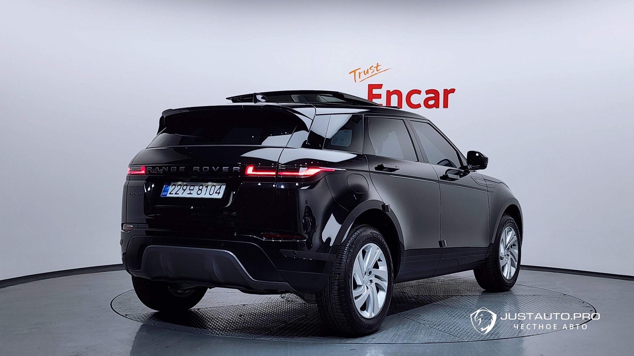 Автомобиль Land Rover Range Rover Evoque