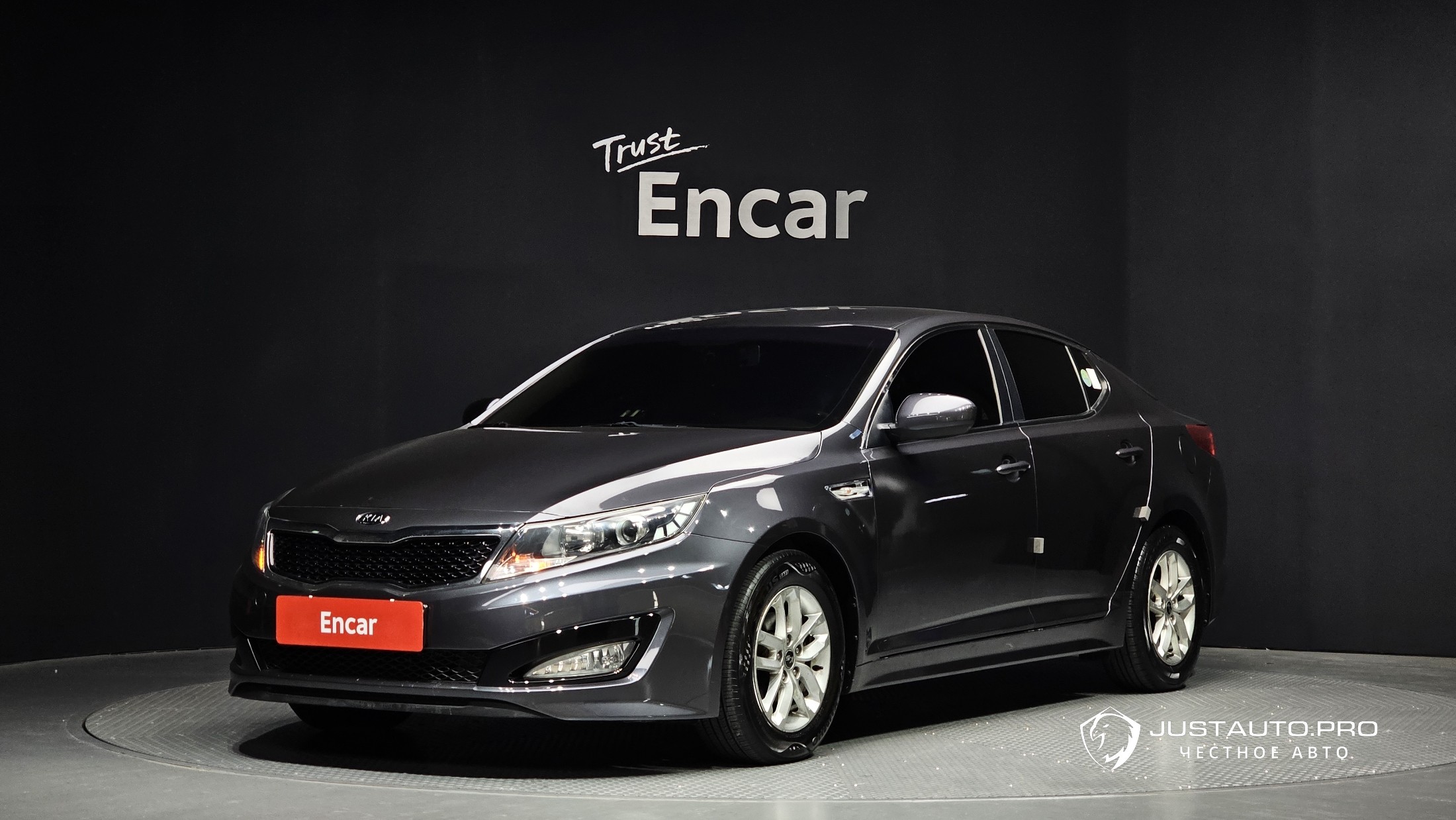 Автомобиль Kia K5