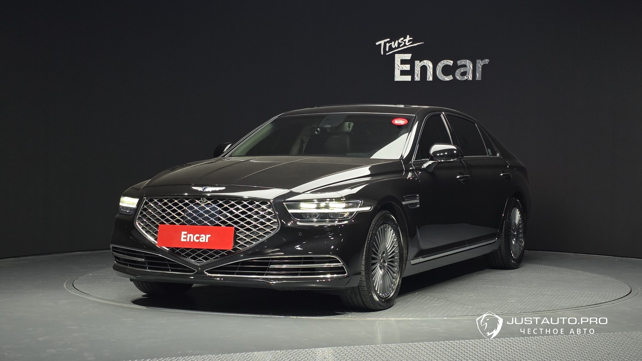 Автомобиль Genesis G90