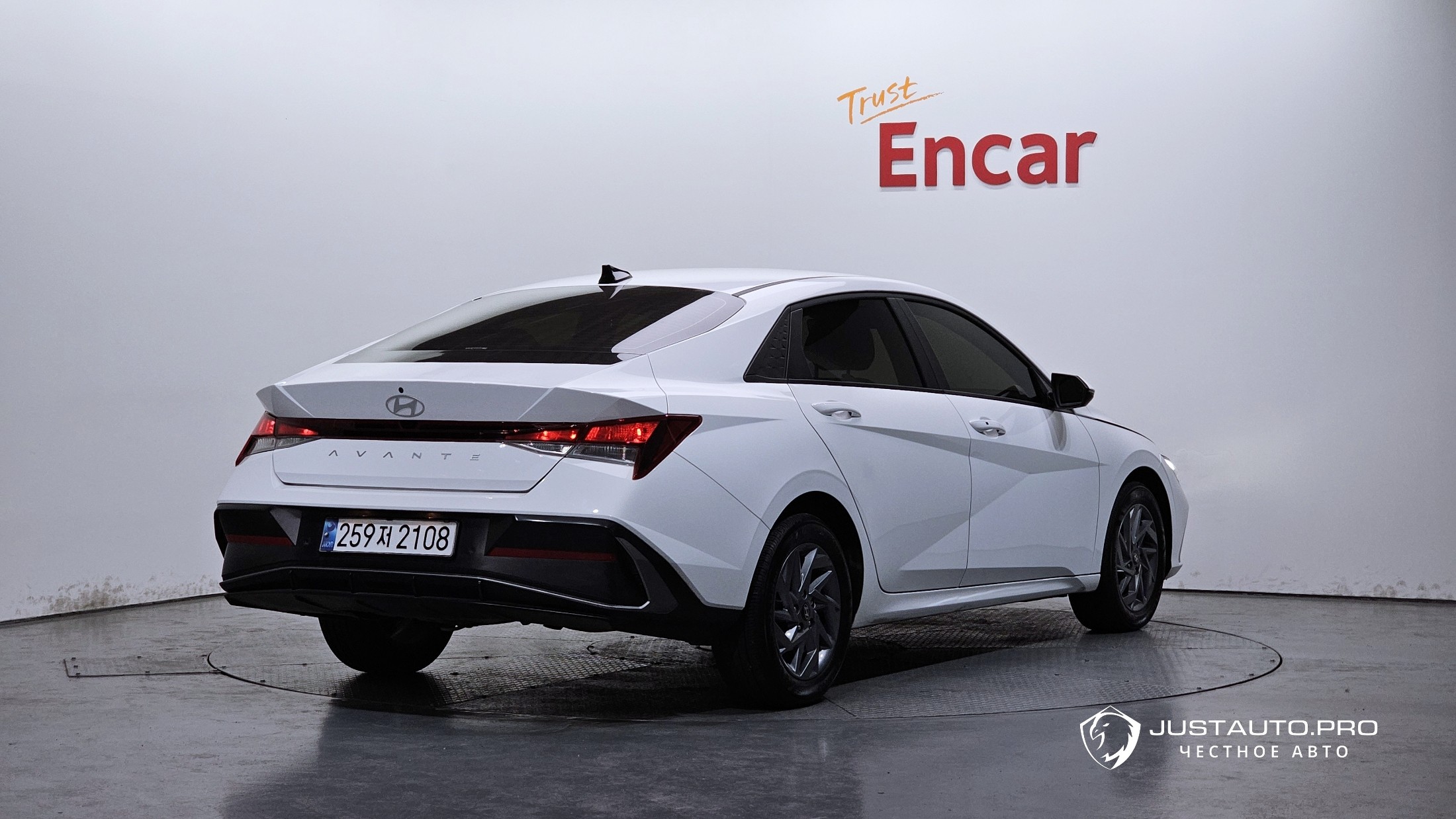 Автомобиль Hyundai AVANTE