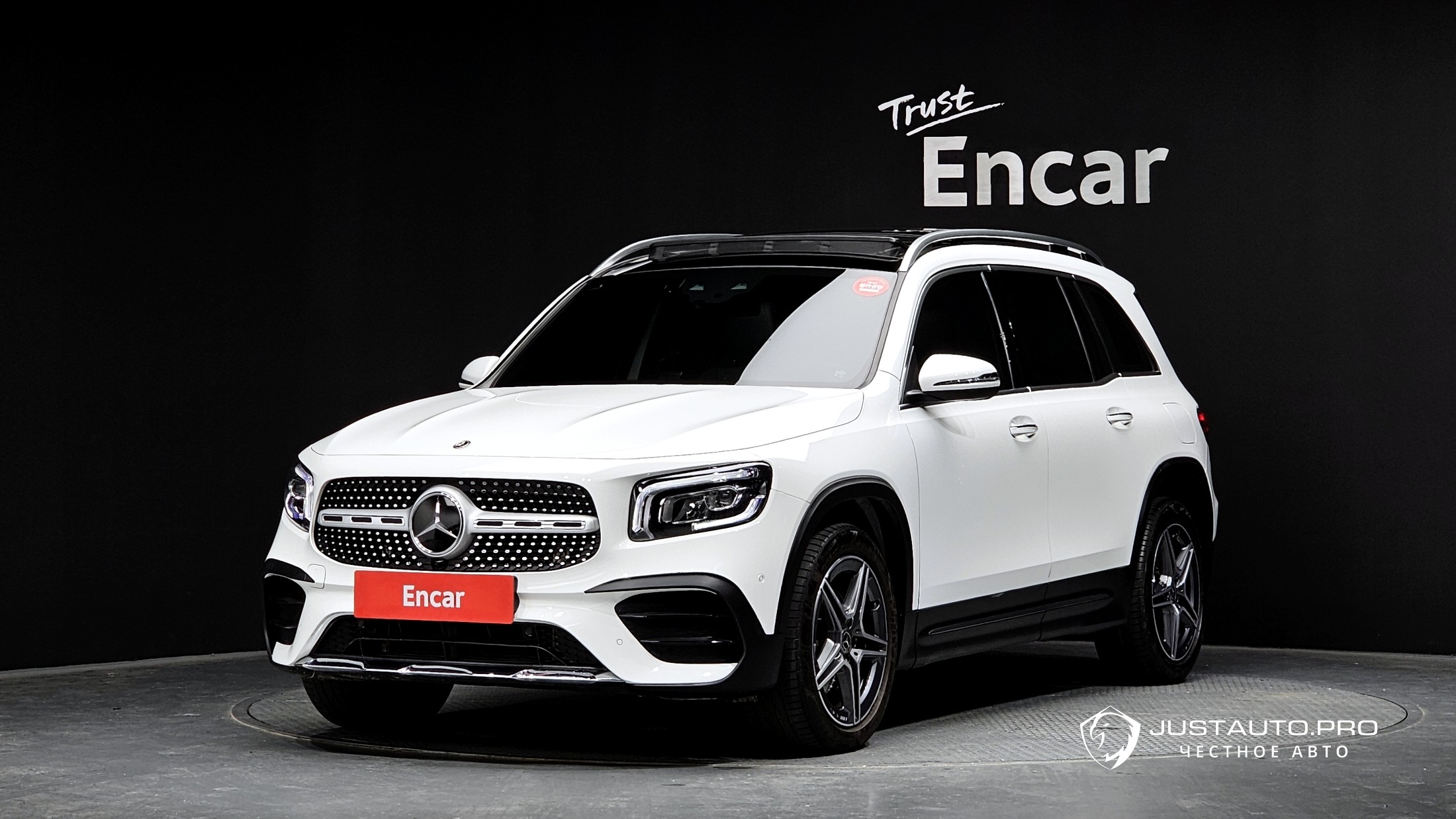 Автомобиль Mercedes-Benz GLB-Class