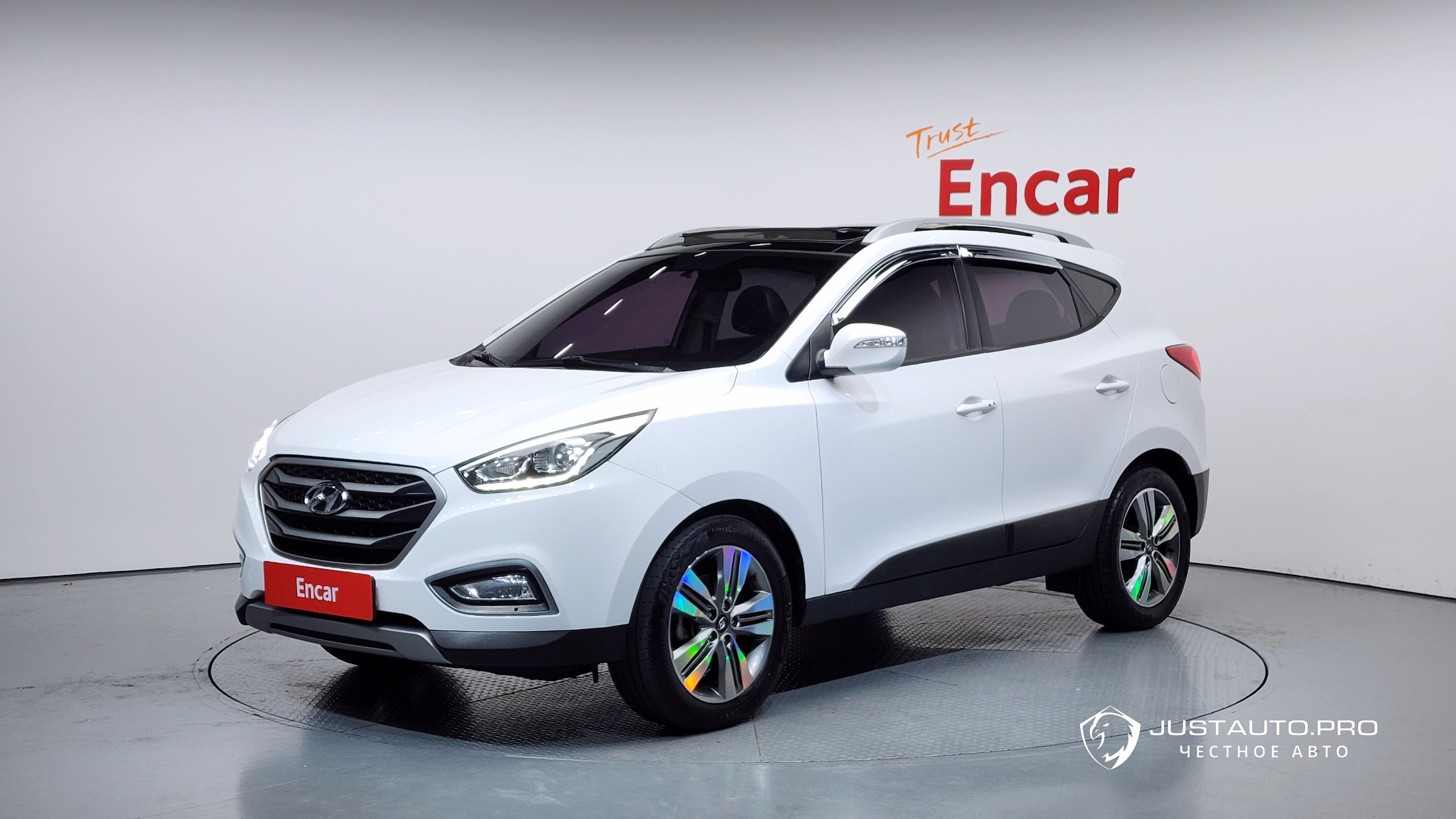 Автомобиль Hyundai Tucson