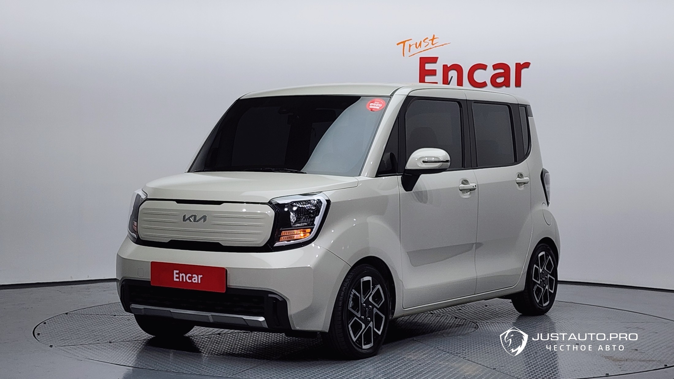 Автомобиль Kia RAY