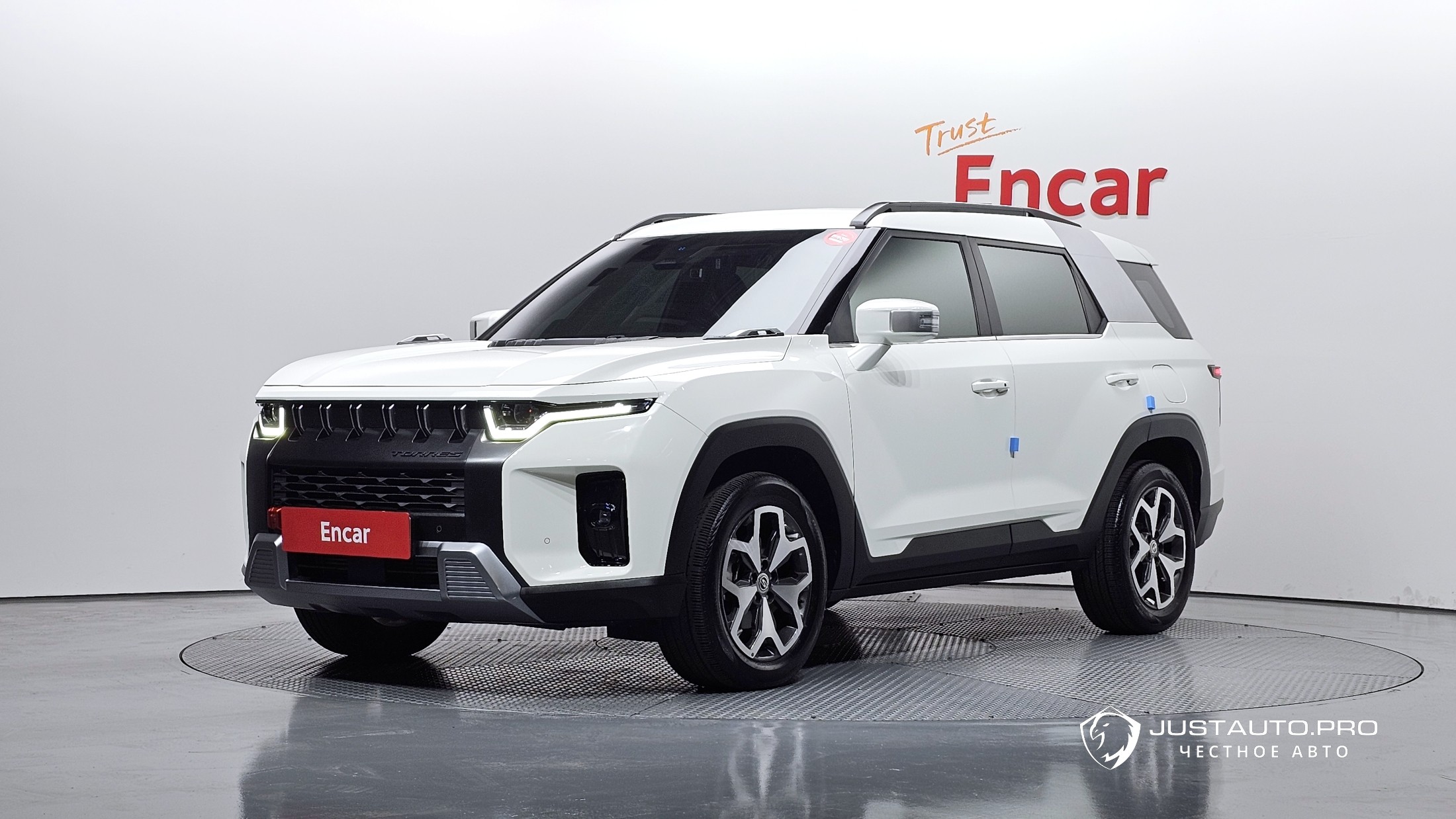Автомобиль KG_Mobility_Ssangyong Torres