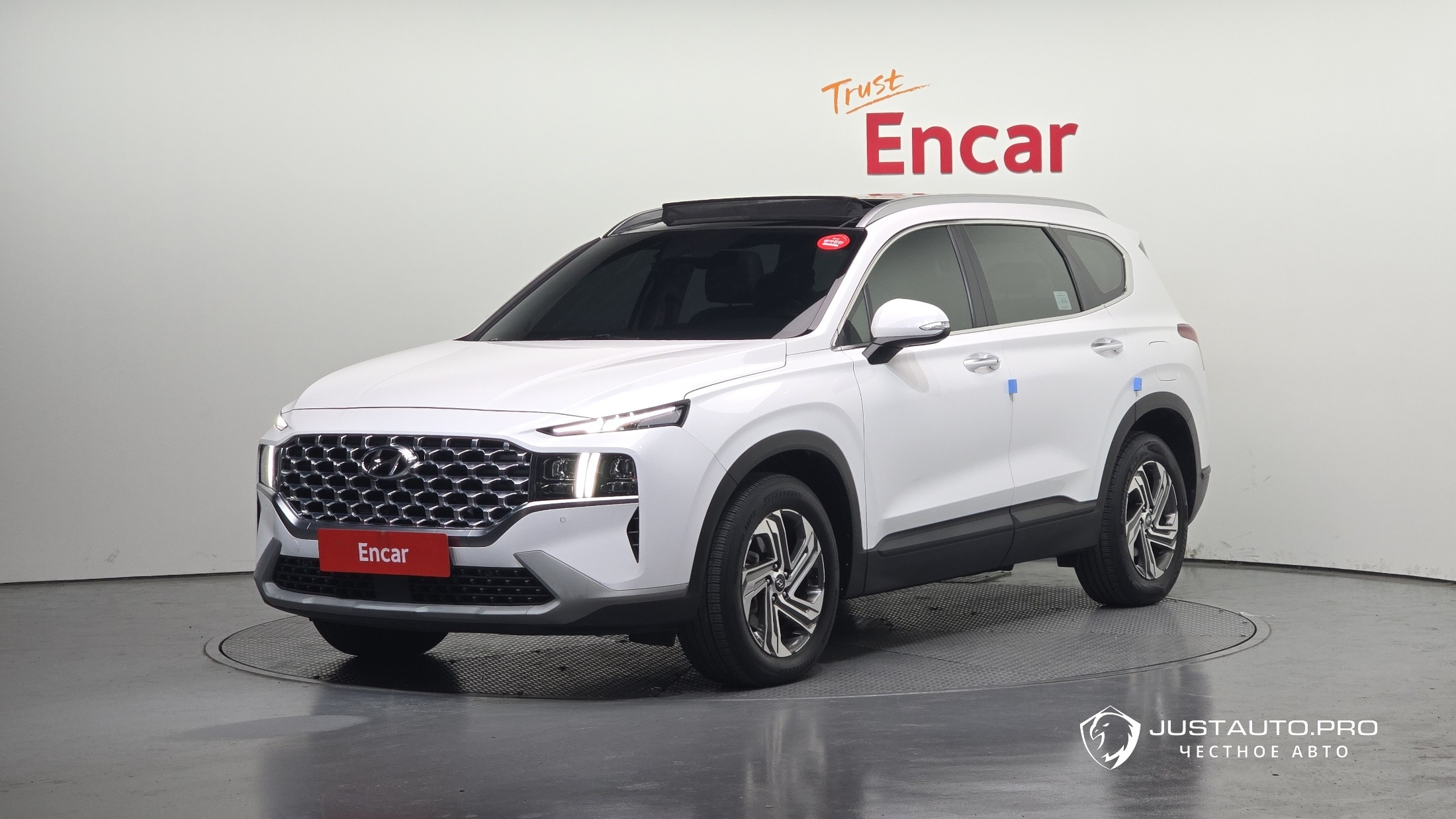 Автомобиль Hyundai Santafe