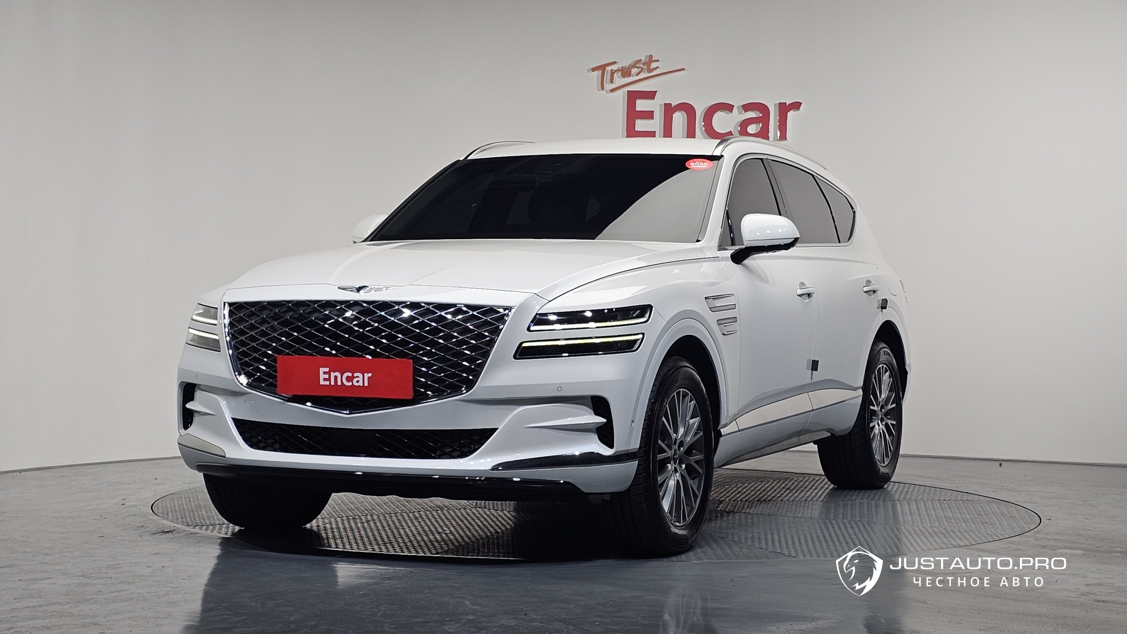 Автомобиль Genesis GV80