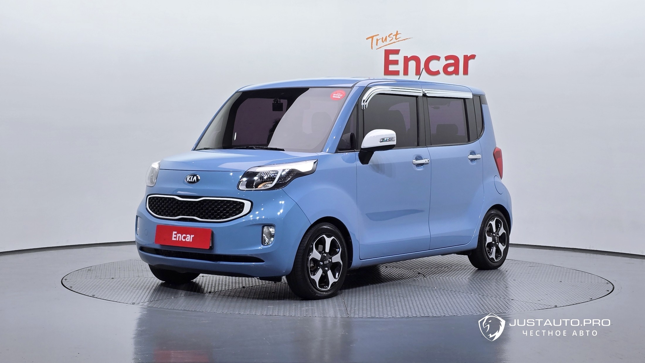 Автомобиль Kia RAY