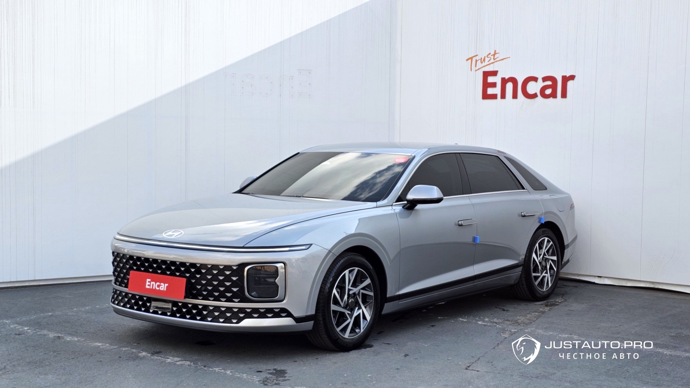 Автомобиль Hyundai Grandeur