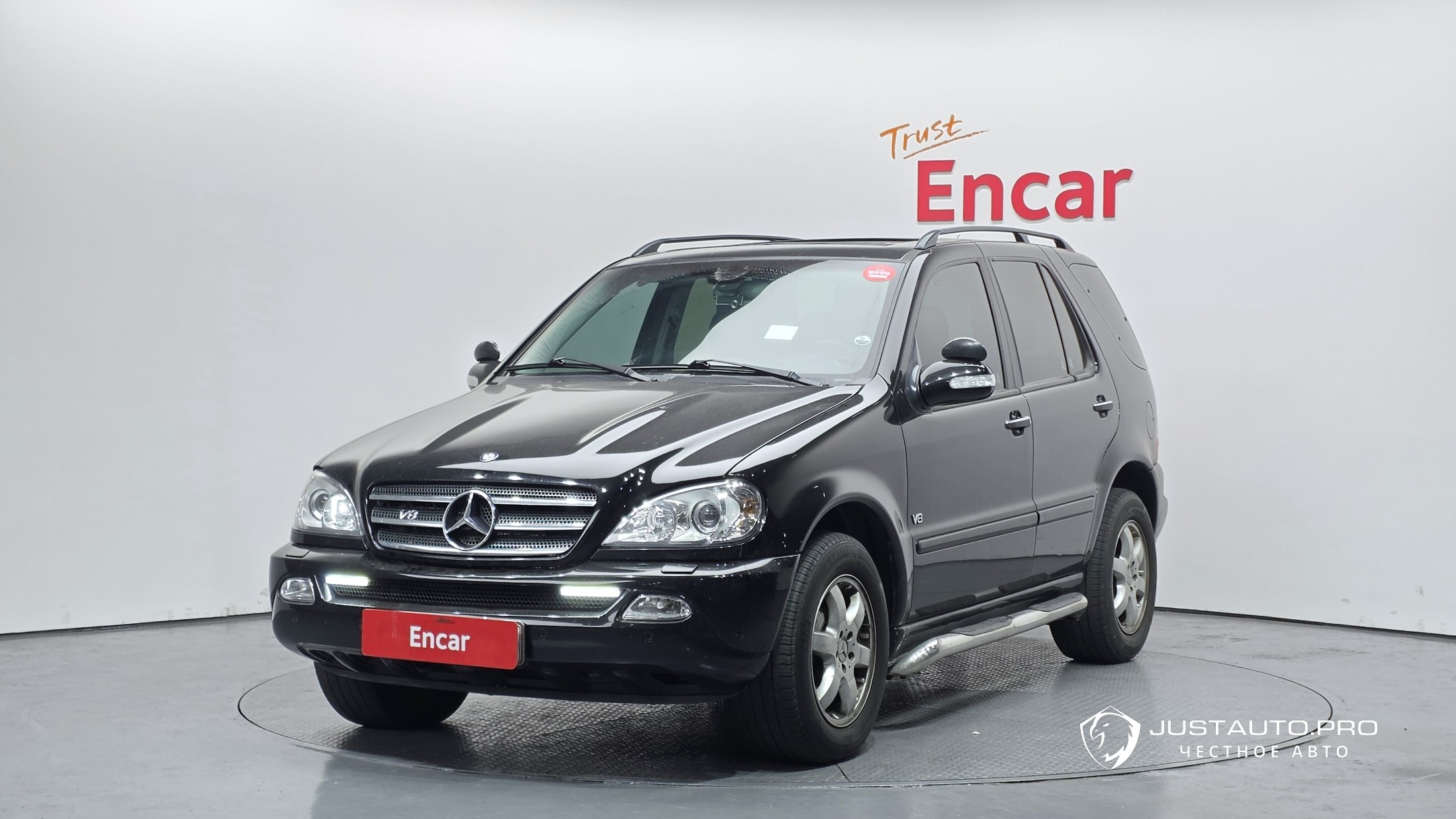 Автомобиль Mercedes-Benz M-class