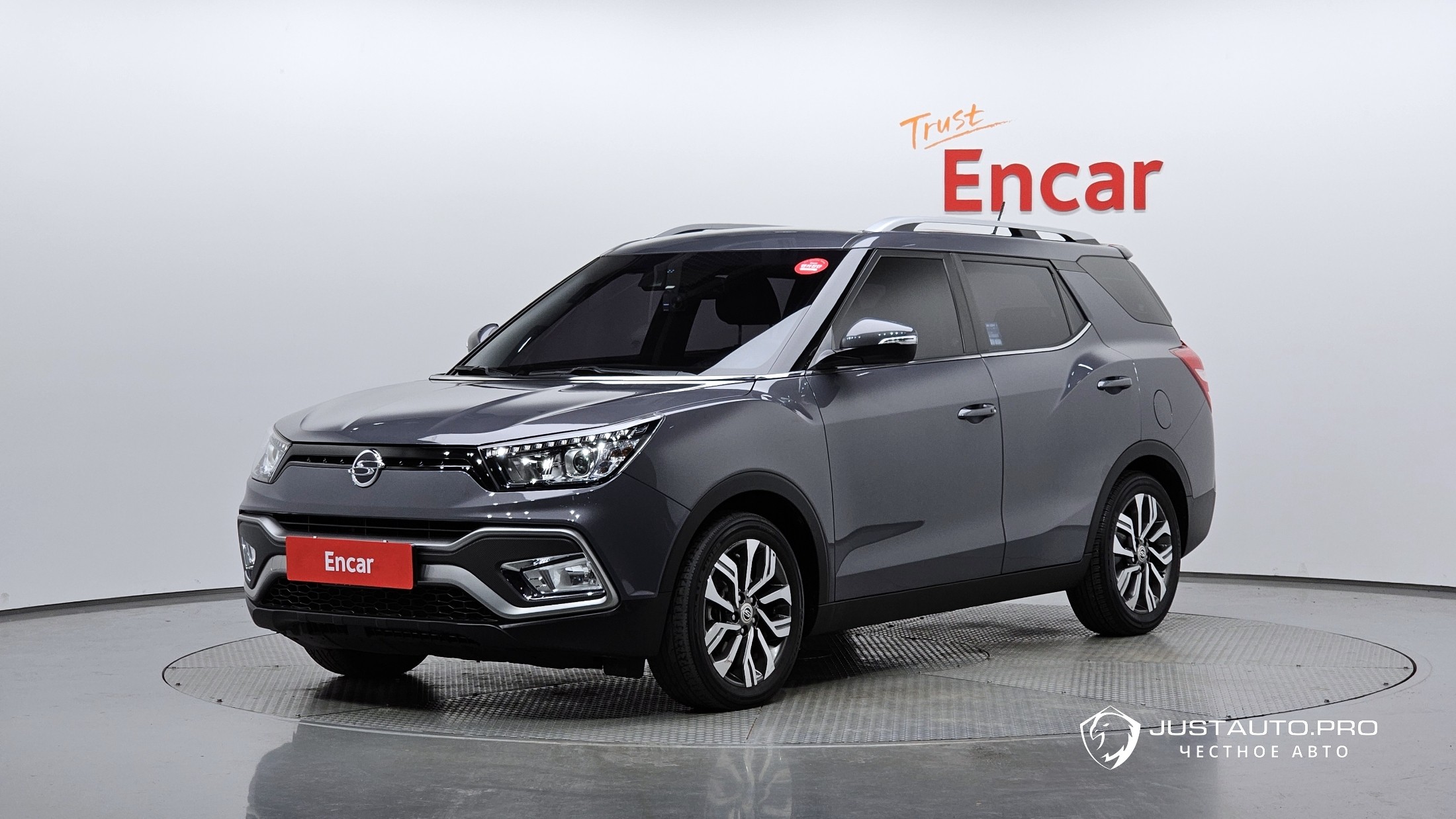 Автомобиль KG_Mobility_Ssangyong TIBOLI