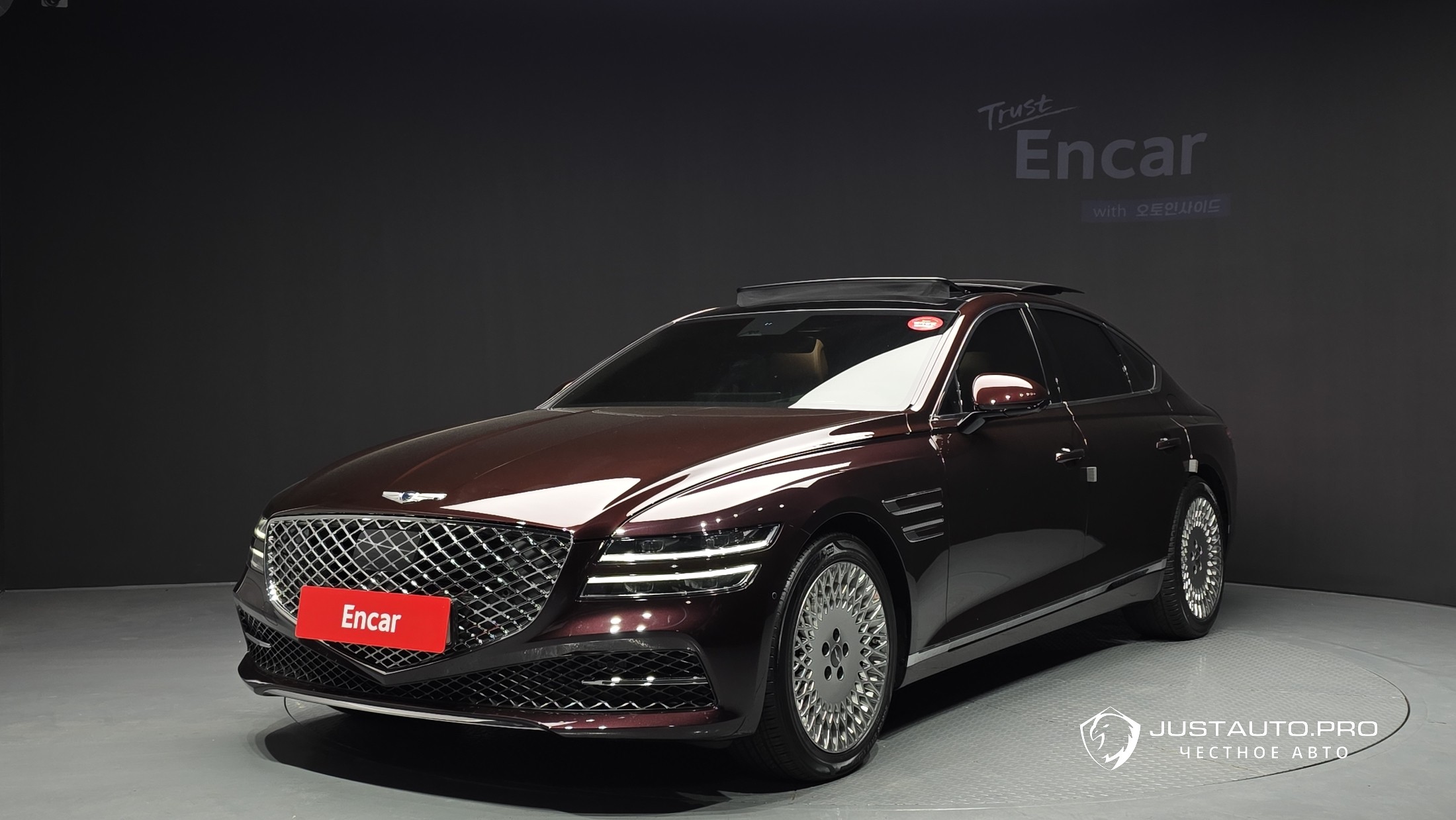 Автомобиль Genesis G80
