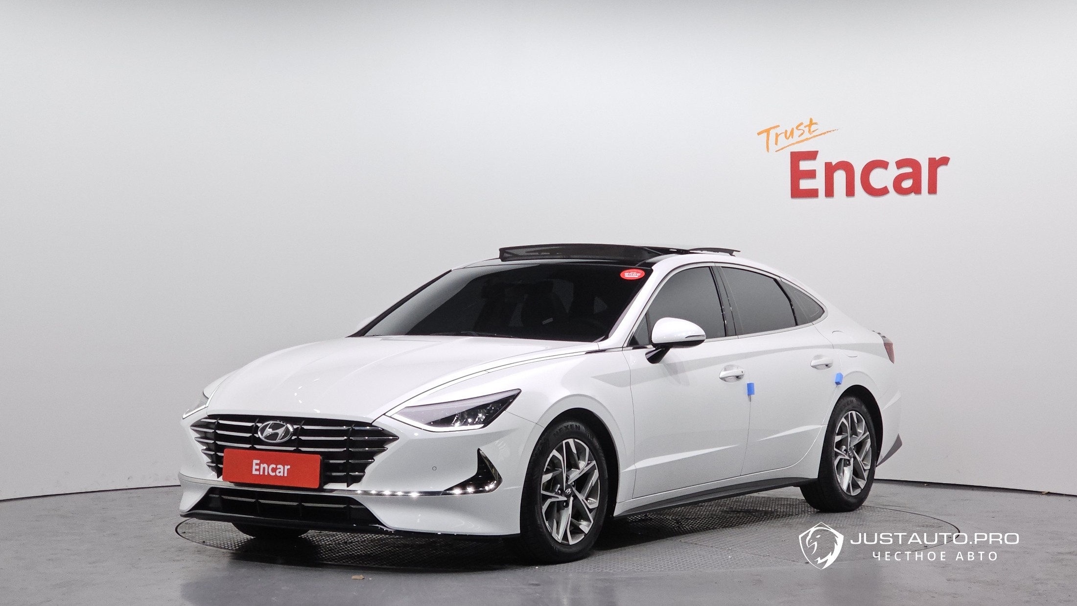 Автомобиль Hyundai Sonata