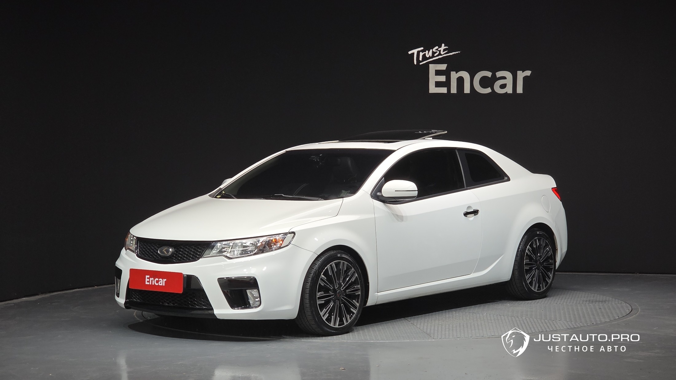 Автомобиль Kia Porte
