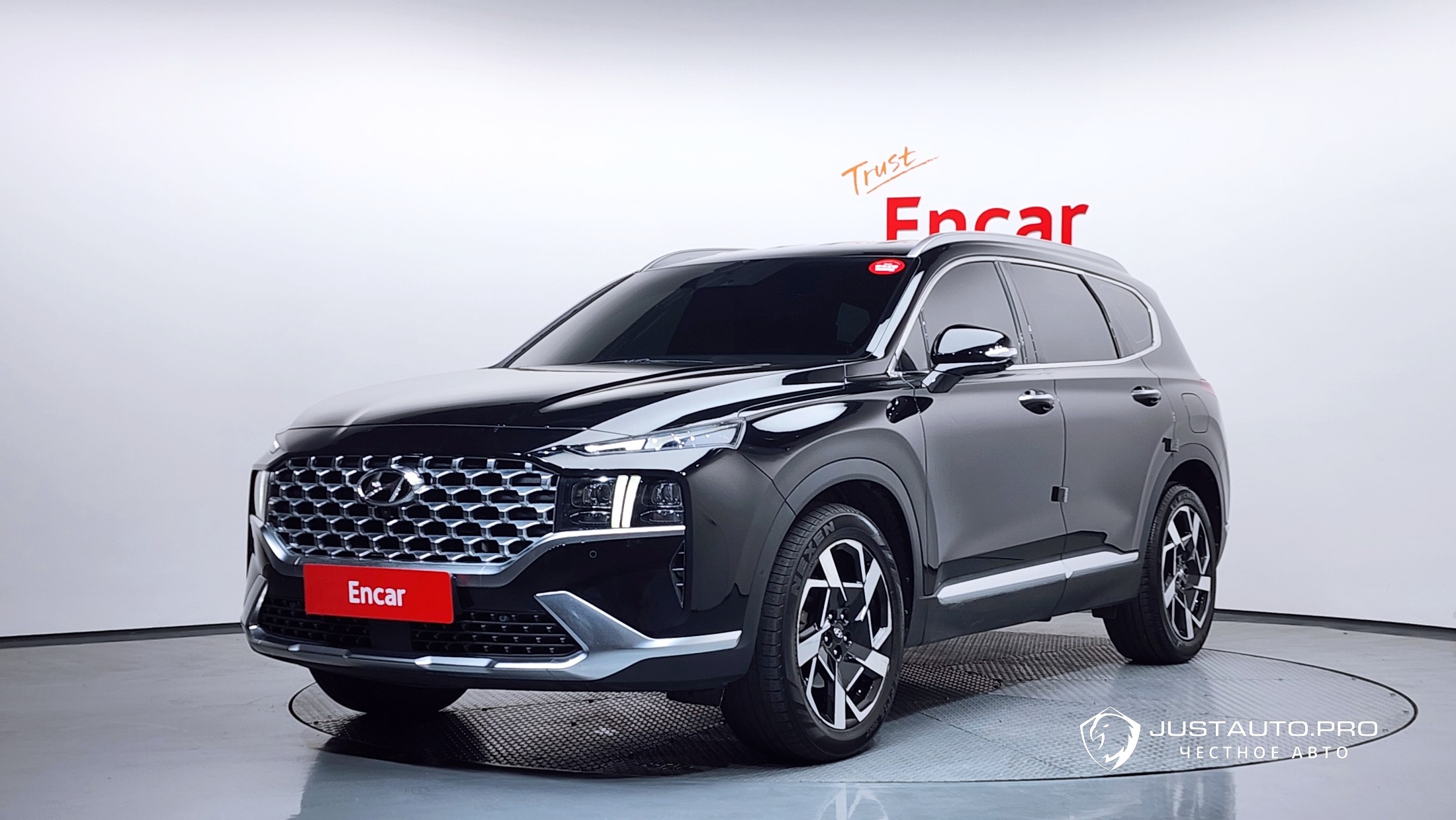 Автомобиль Hyundai Santafe