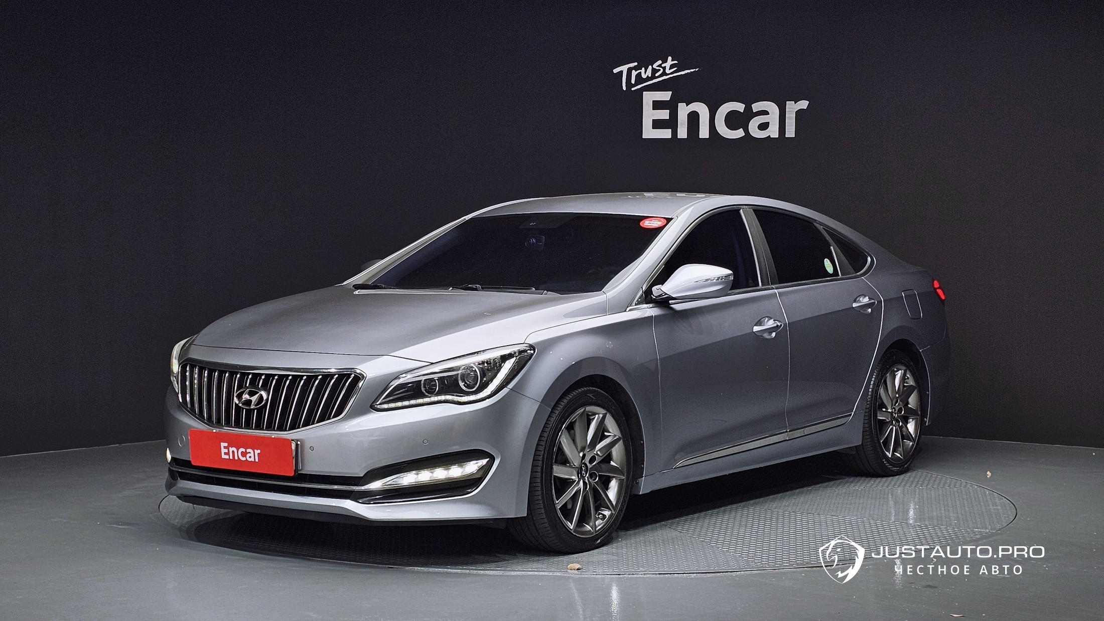 Автомобиль Hyundai Aslan