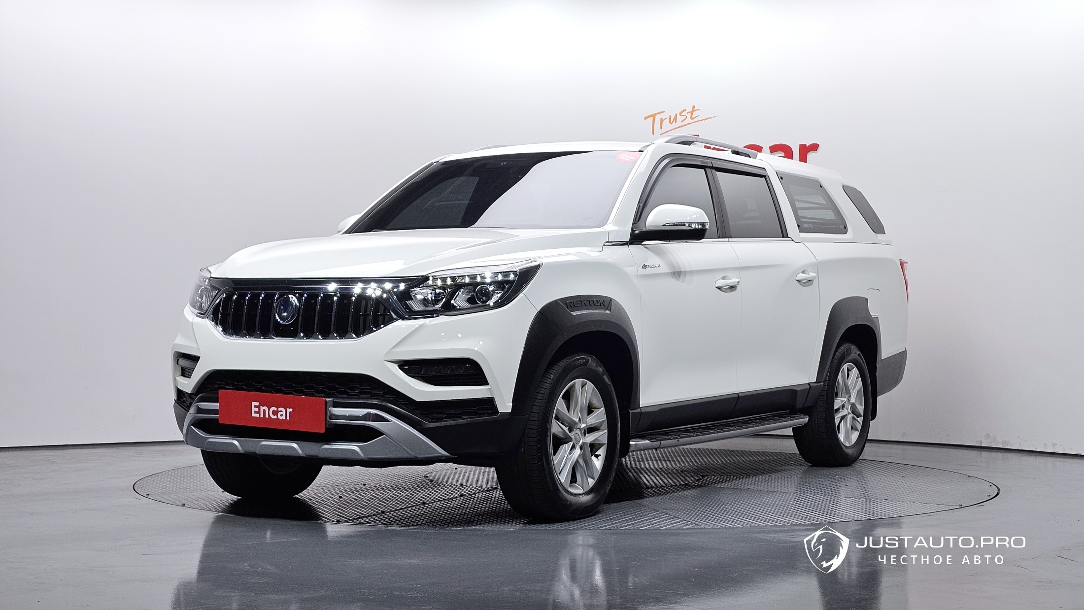 Автомобиль KG_Mobility_Ssangyong Rexton