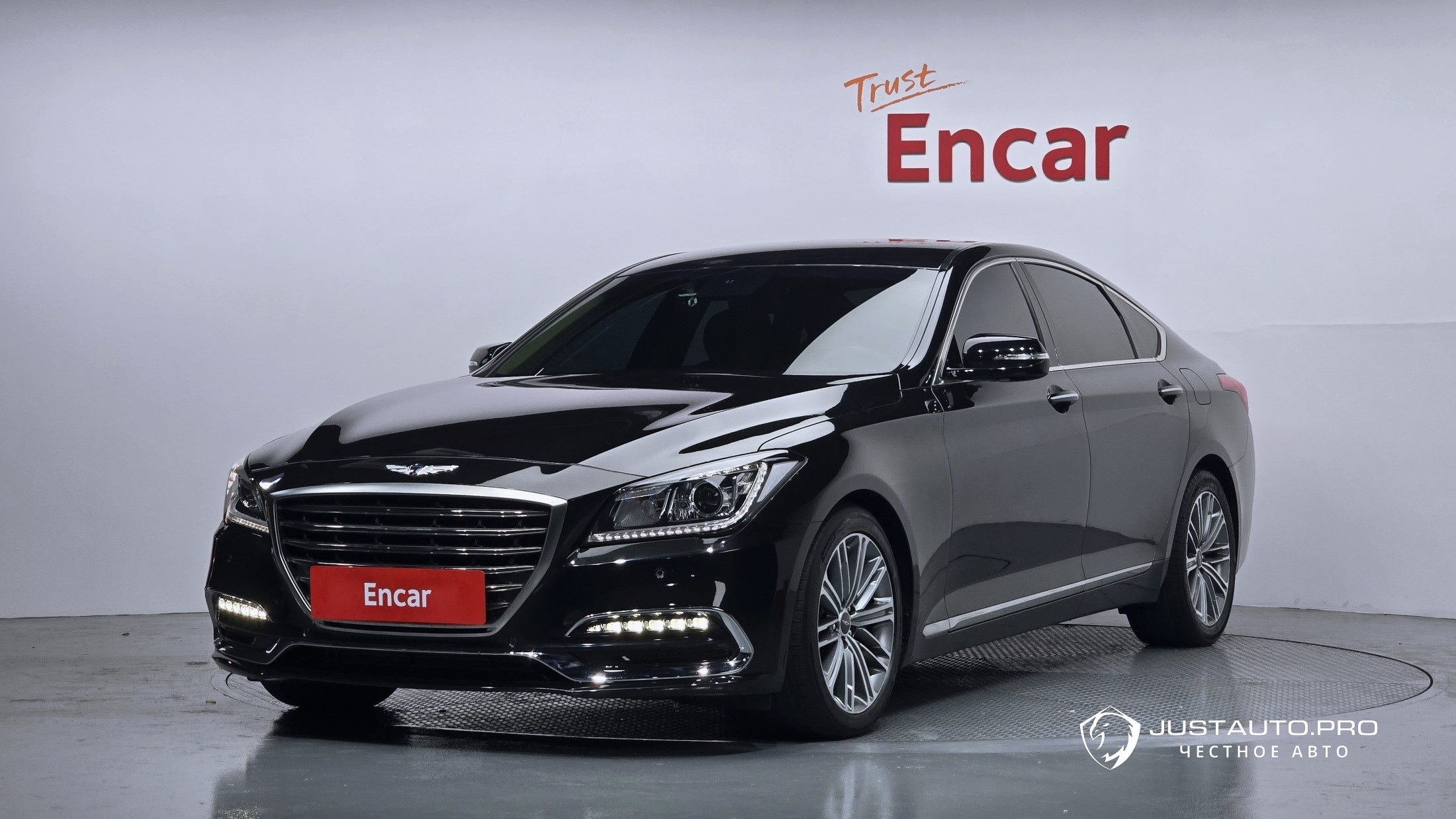 Автомобиль Genesis G80