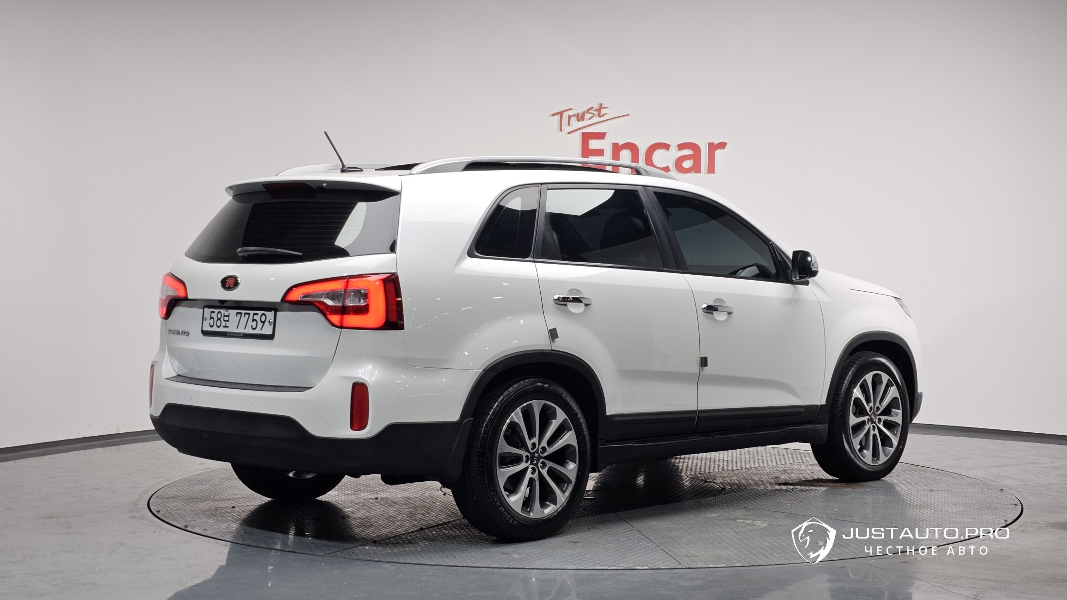 Автомобиль Kia Sorento