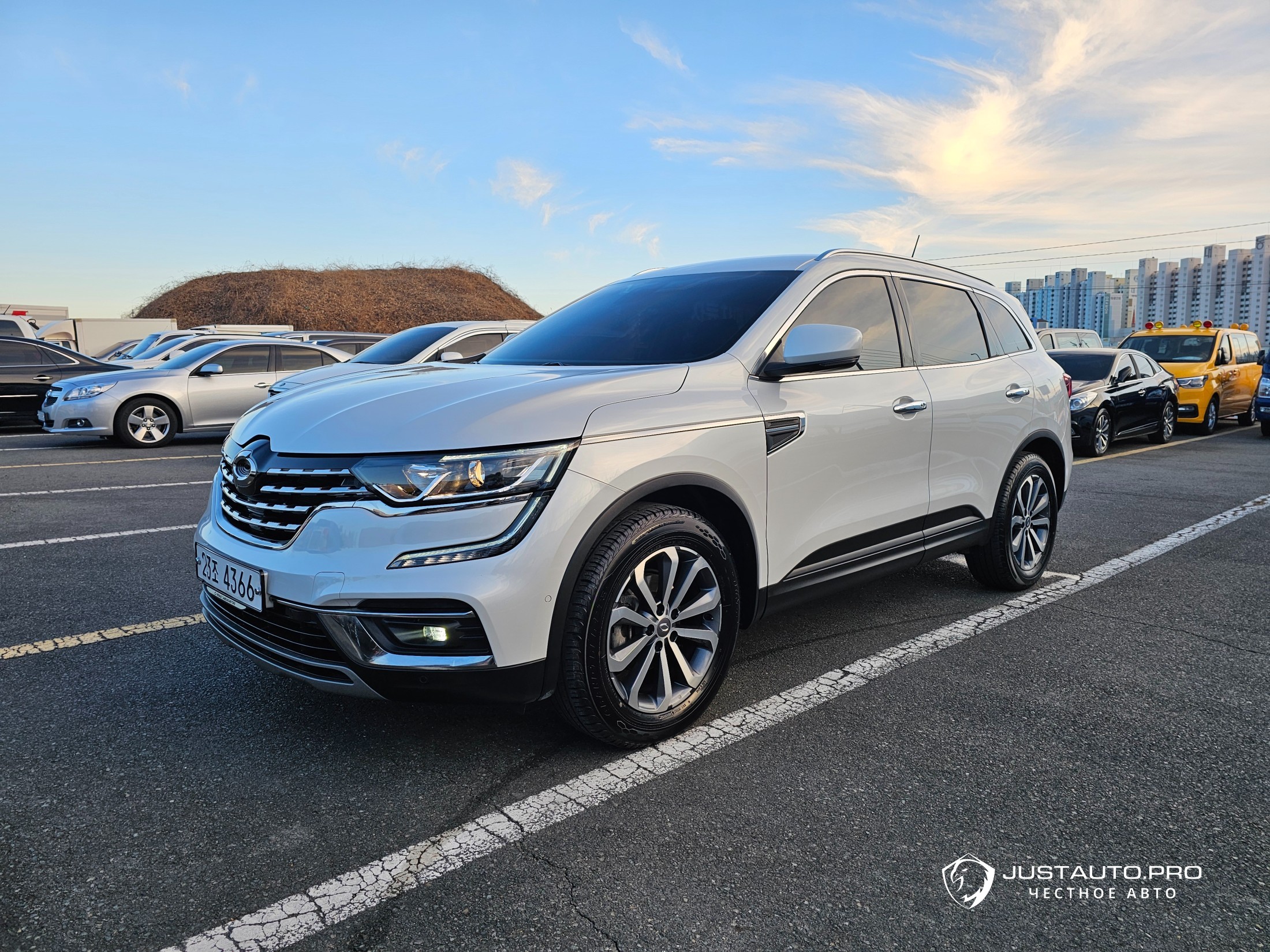 Автомобиль Renault-KoreaSamsung QM6