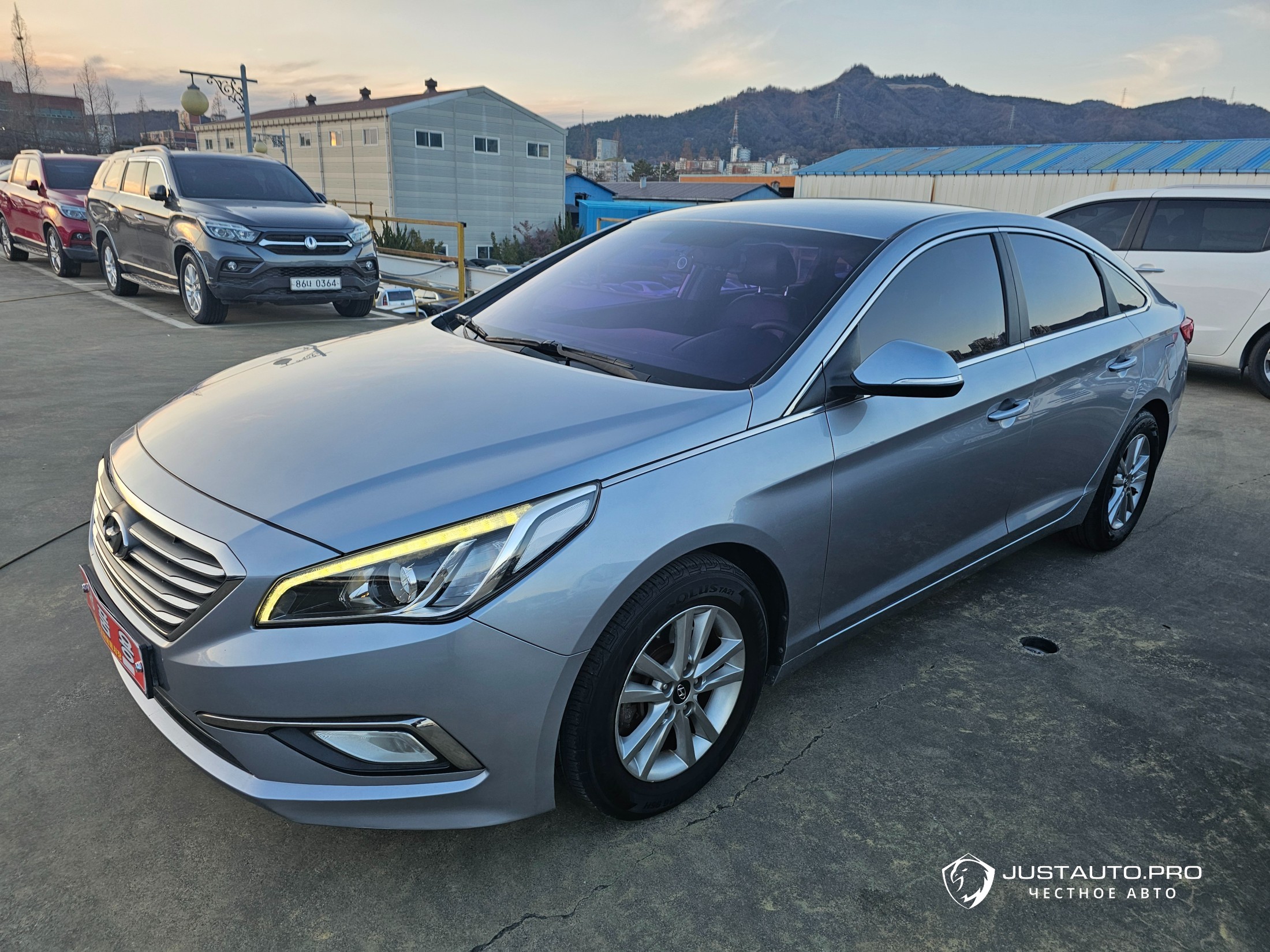 Автомобиль Hyundai Sonata