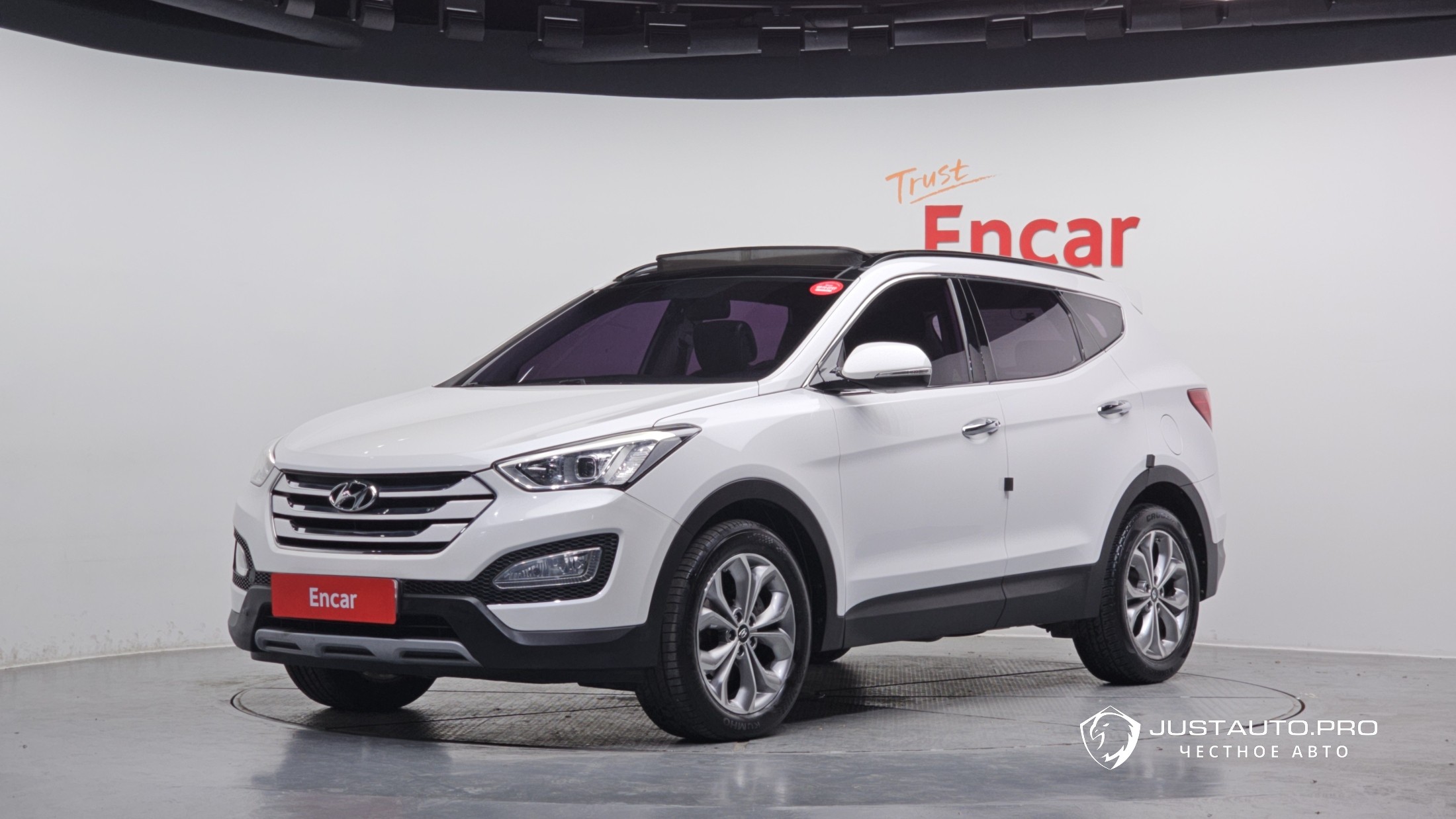 Автомобиль Hyundai Santafe