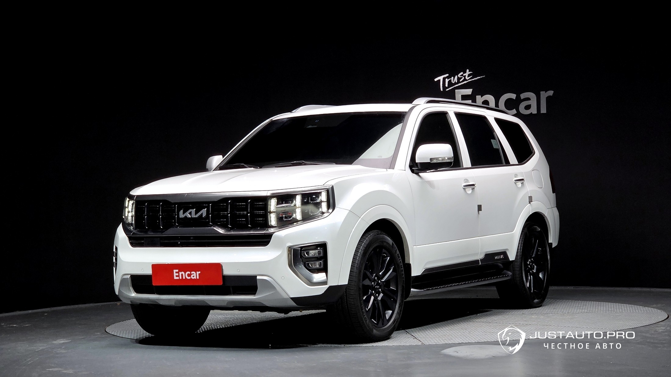 Автомобиль Kia Mohave