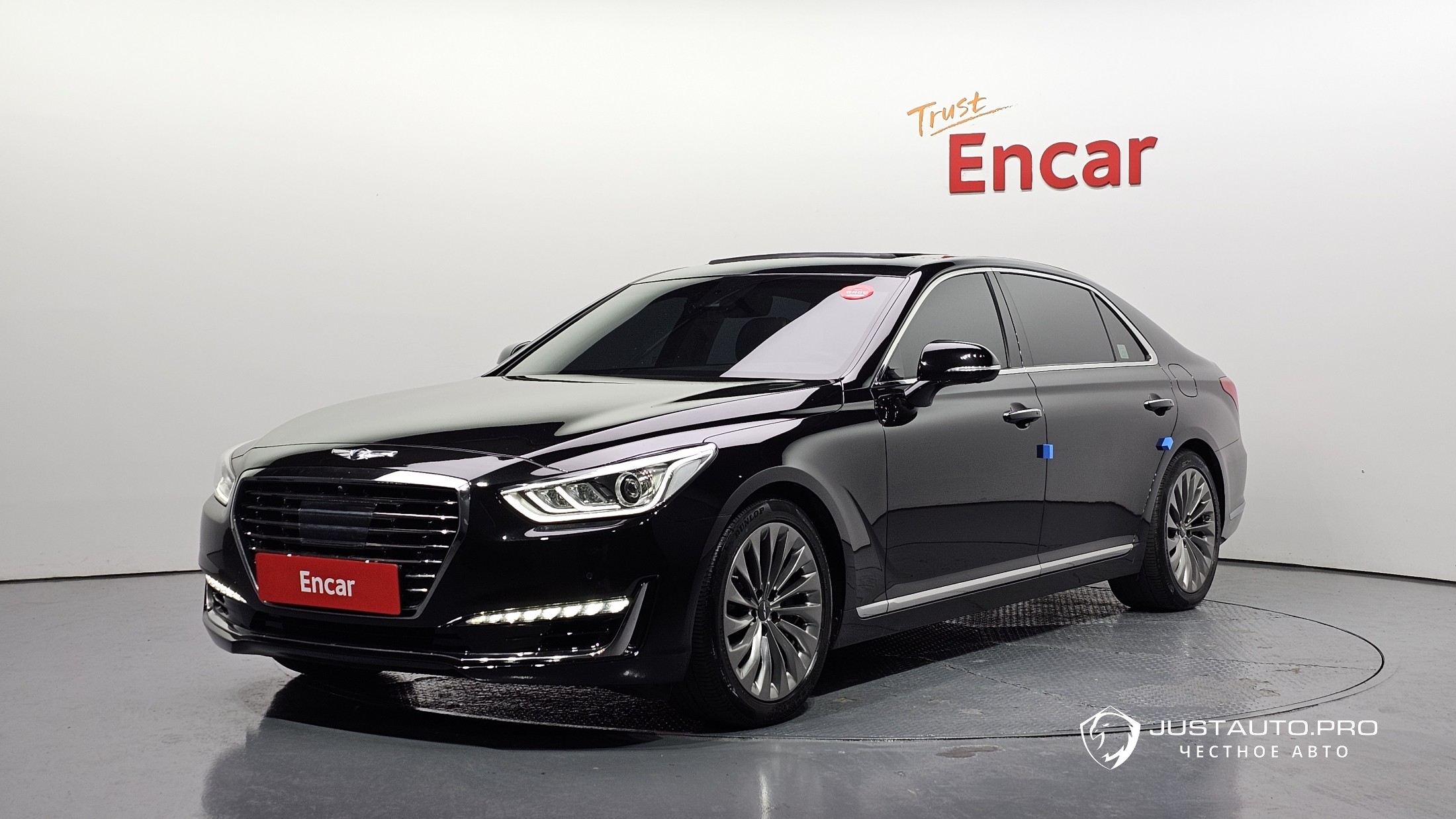 Автомобиль Genesis EQ900